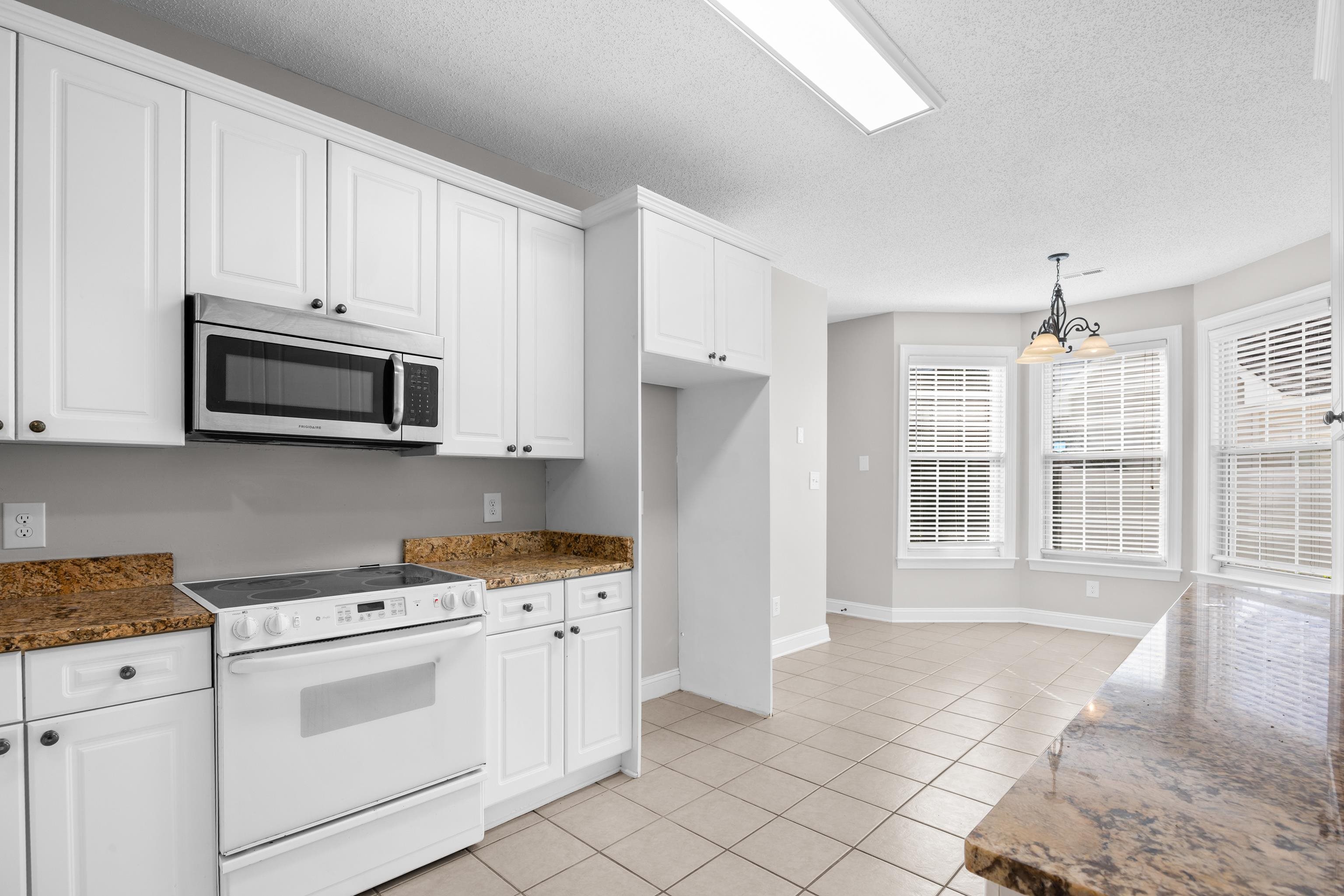 3716 Kennison Dr. Property Photo 32
