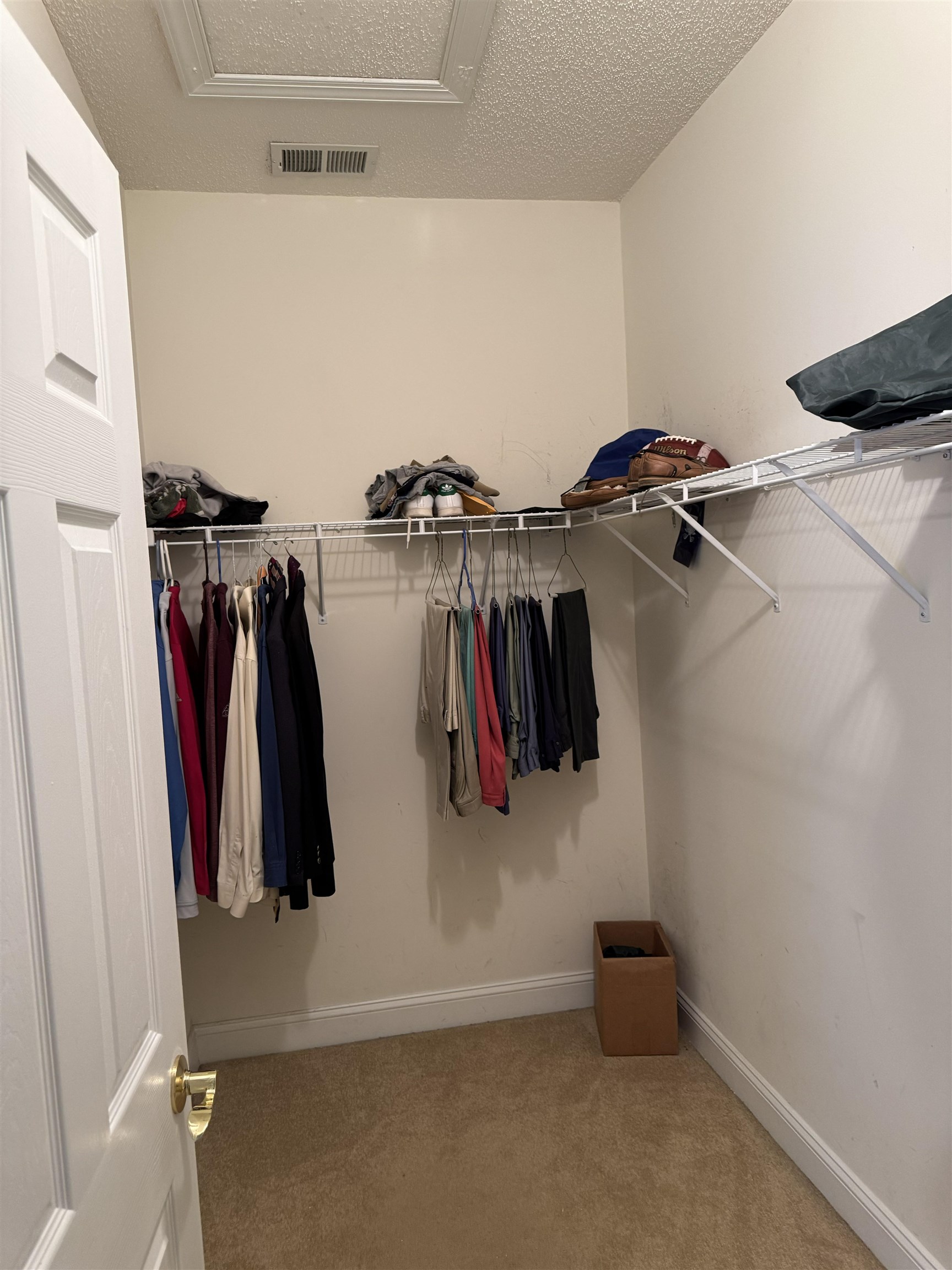 5060 Glenbrook Dr. Property Photo 9