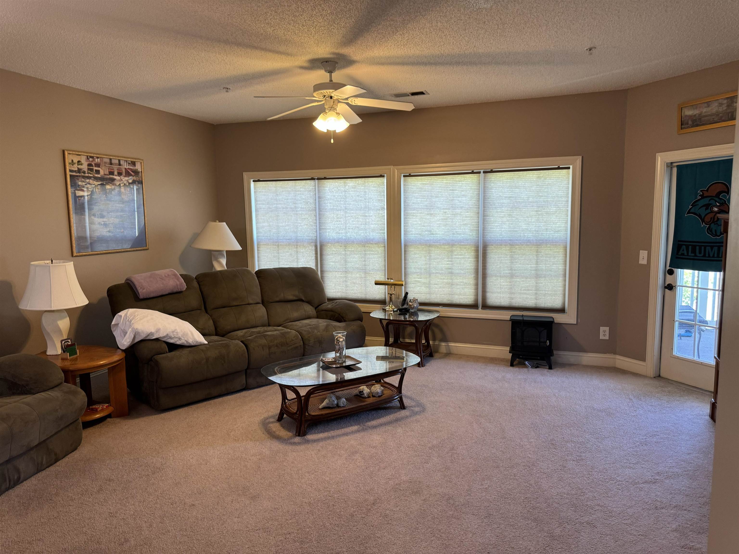 5060 Glenbrook Dr. Property Photo 10