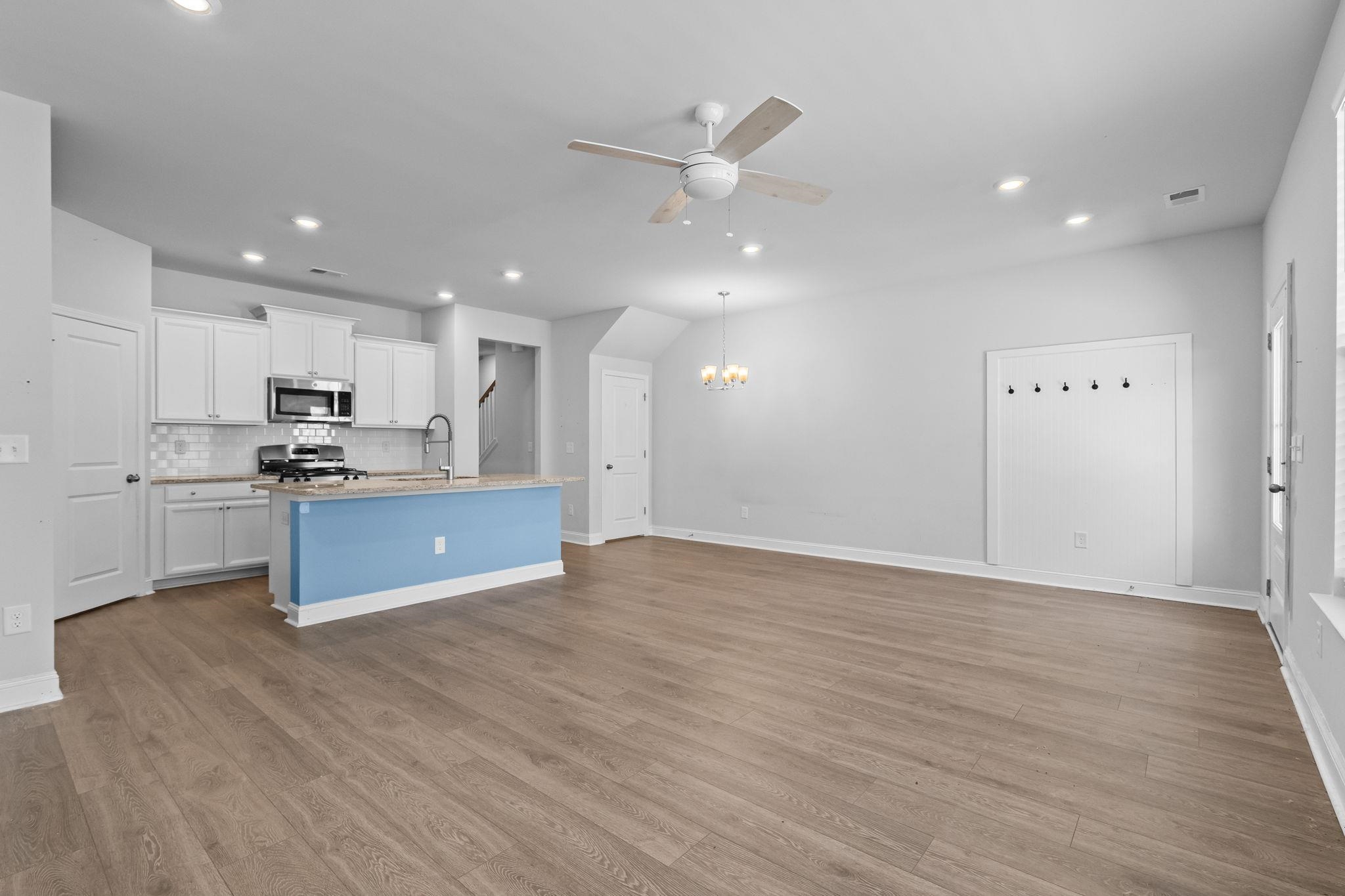 2495 Blue Crane Circle Property Photo 6