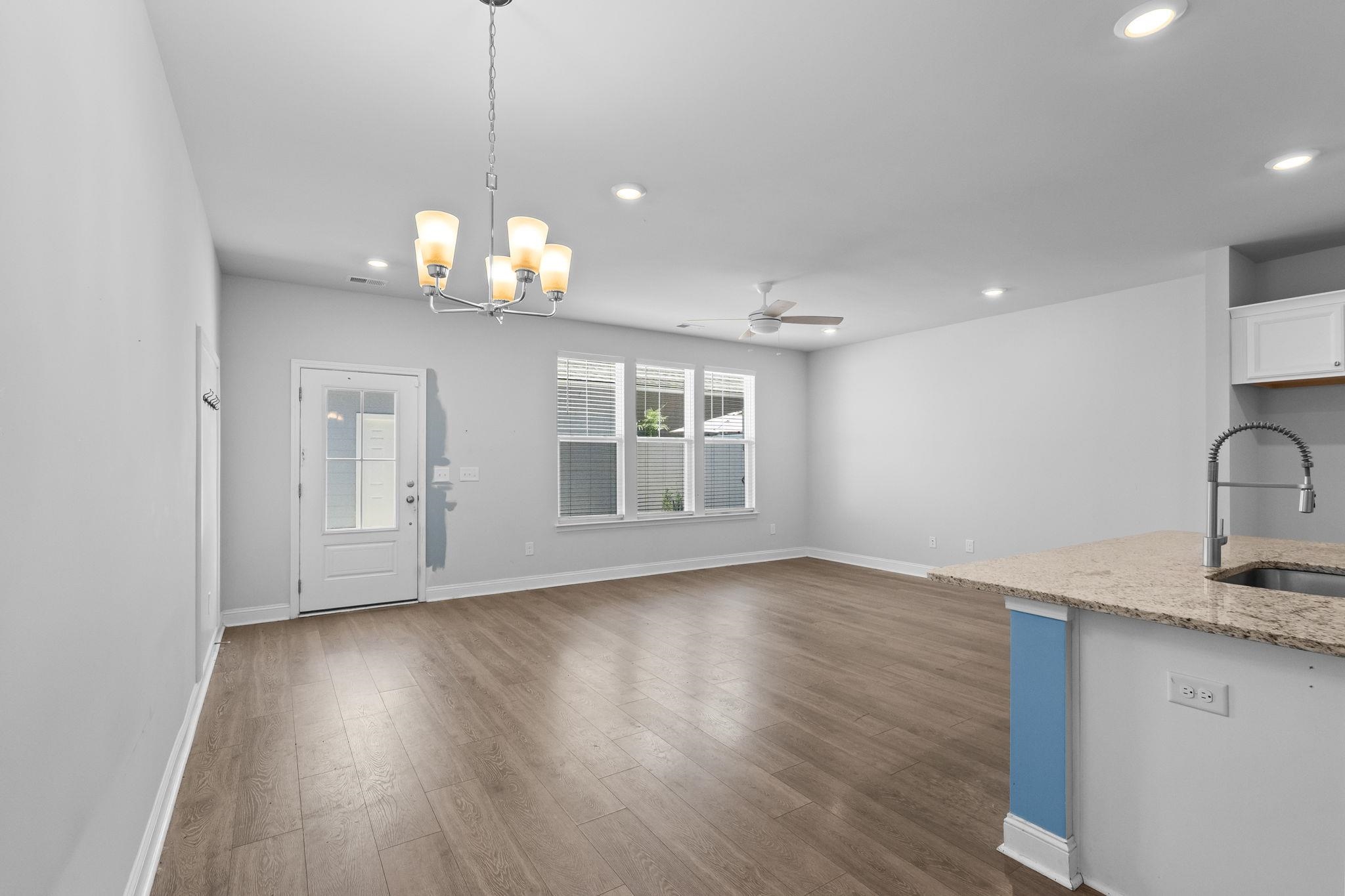2495 Blue Crane Circle Property Photo 8