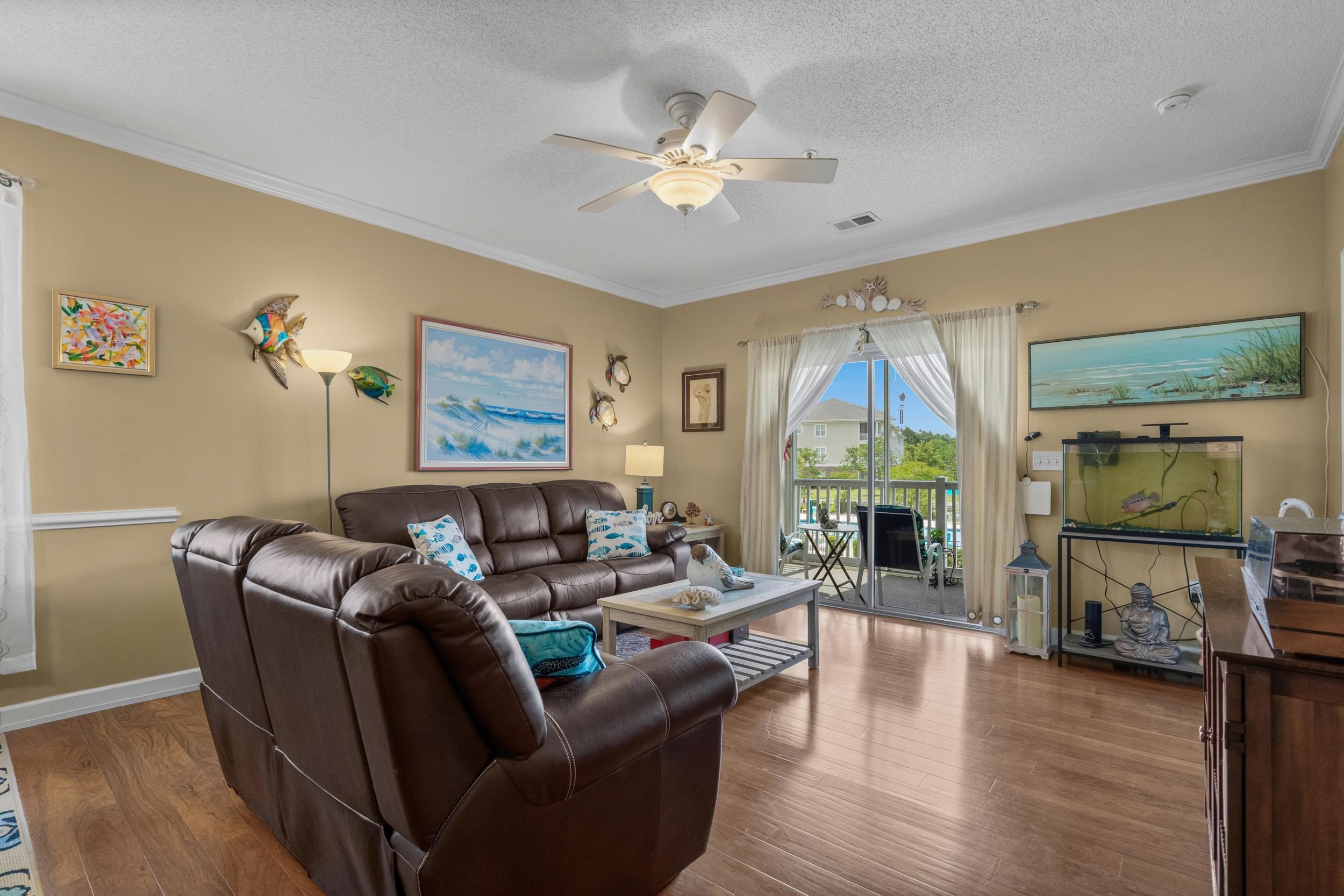 600 Heathrow Dr. Property Photo 7