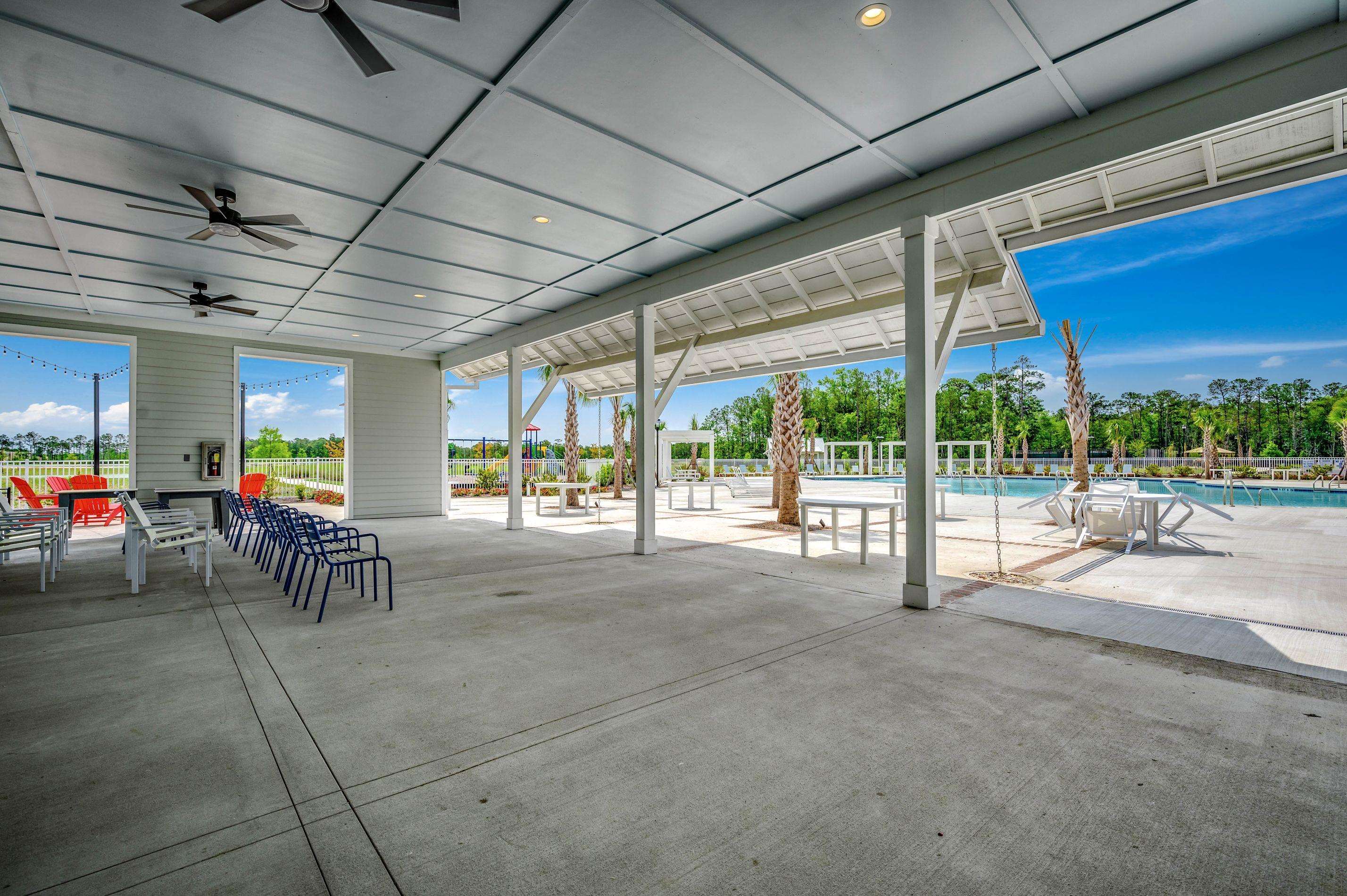 325 Grafton Dr. Property Photo 10