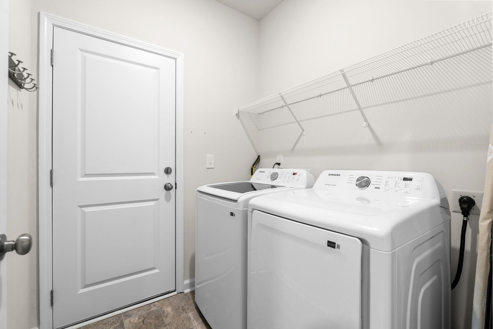 3050 Deerberry Place Property Photo 32