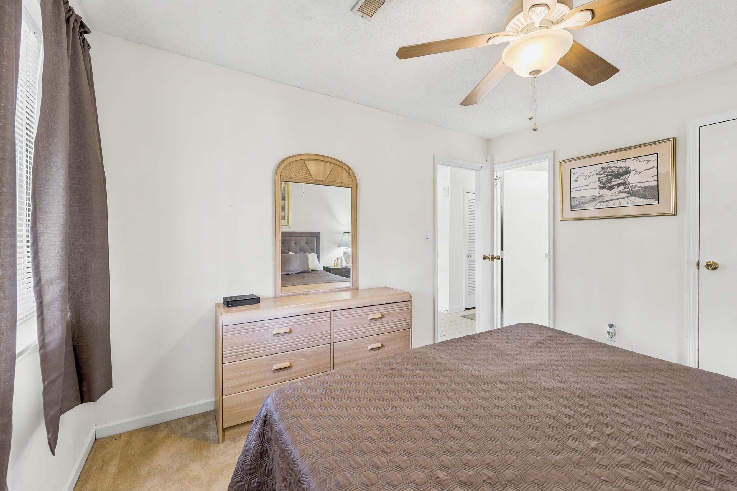 1890 Auburn Ln. Property Photo 12