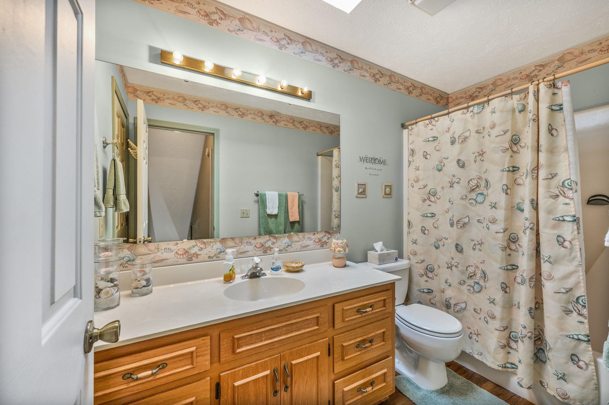 942 Tiffany Ln. Property Photo 19