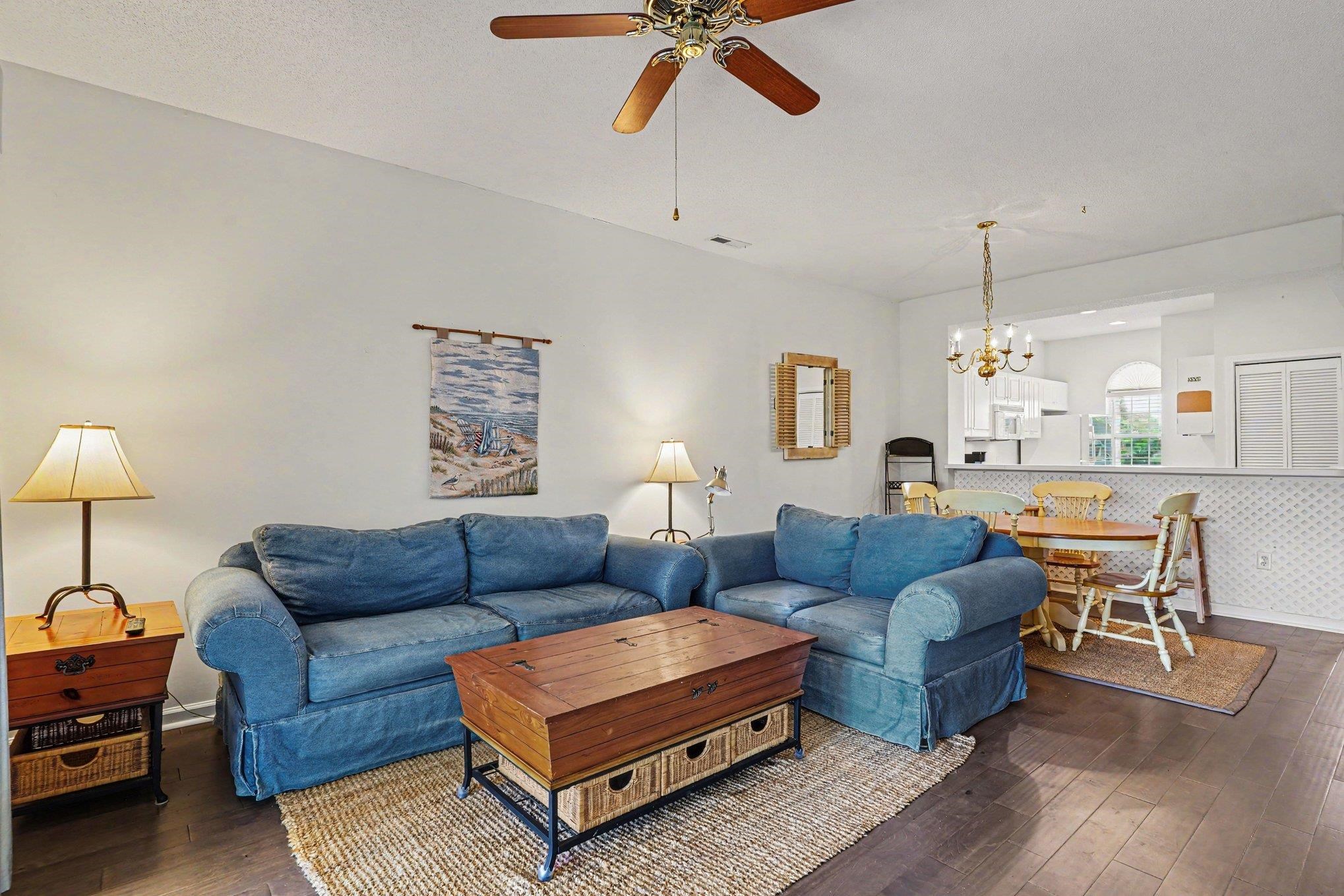 4449 Turtle Ln. Property Photo 4