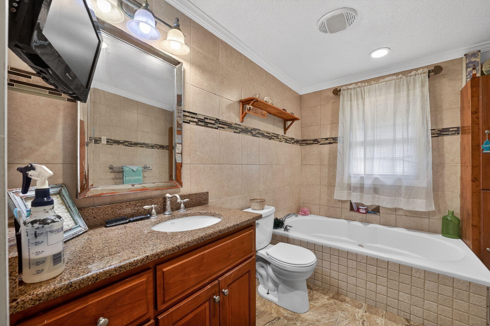 8345 Highway 917 Property Photo 21