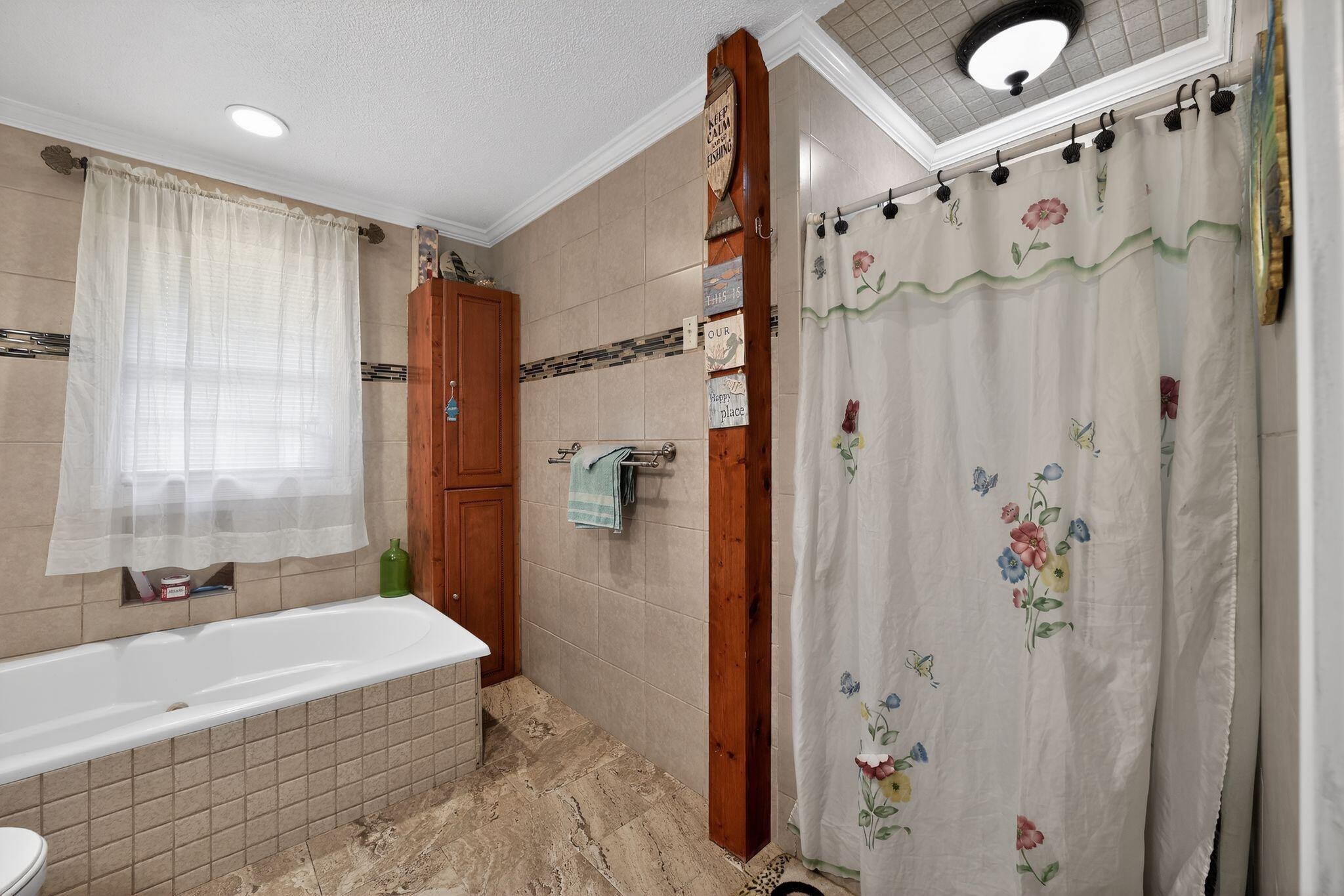 8345 Highway 917 Property Photo 22