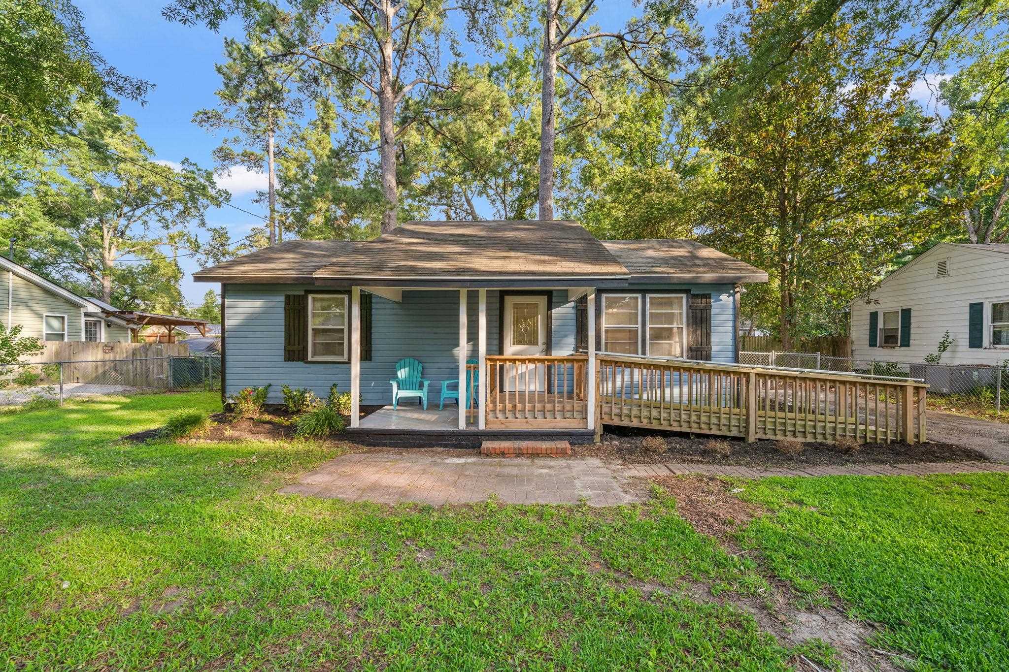 707 15th Court Property Photo 1