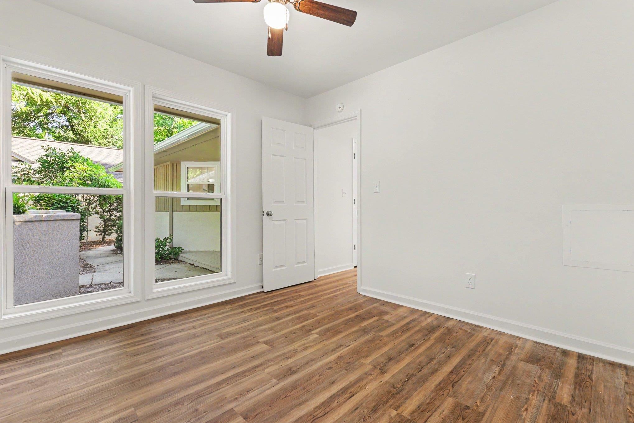 838 Heather Ln. Property Photo 14