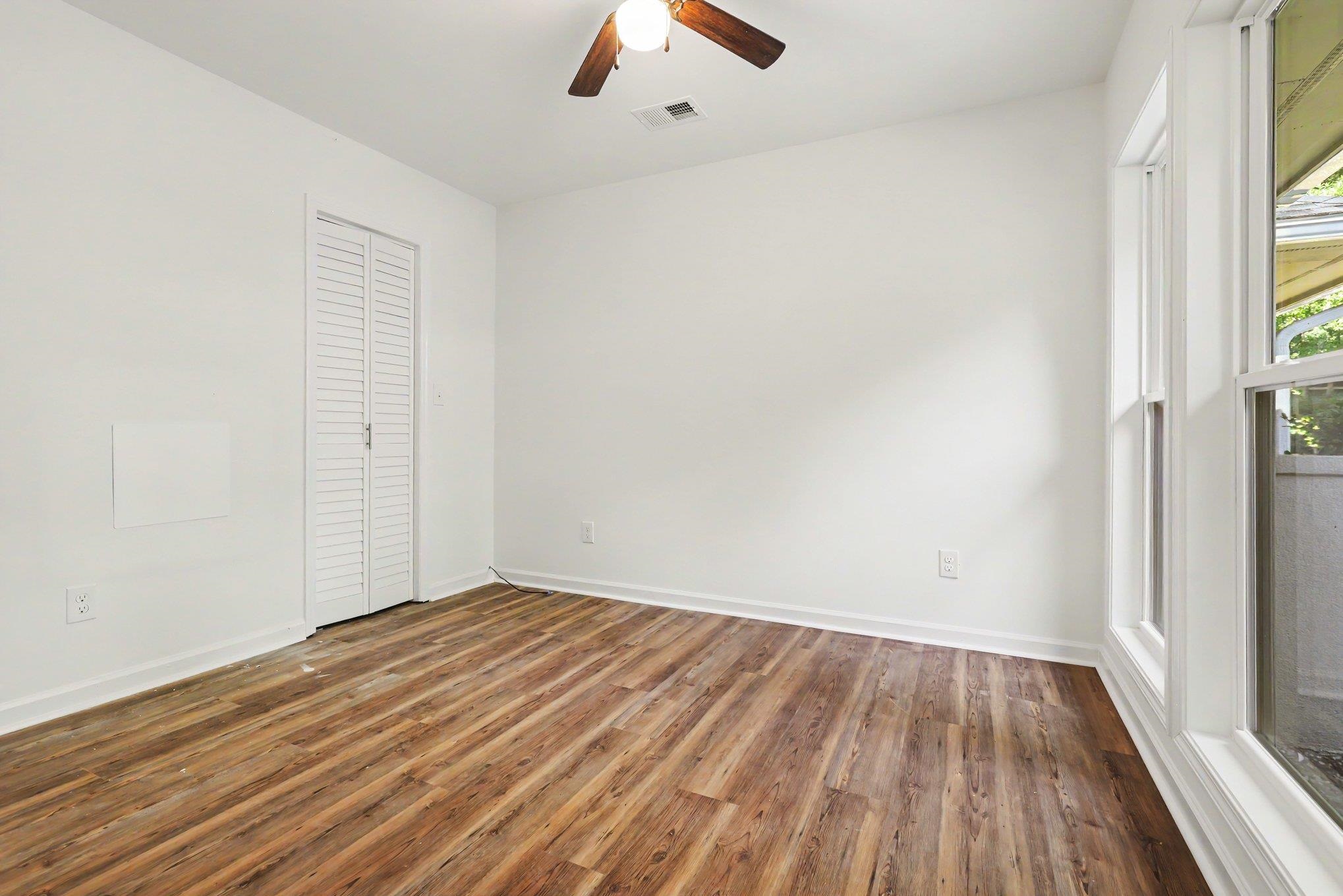 838 Heather Ln. Property Photo 15