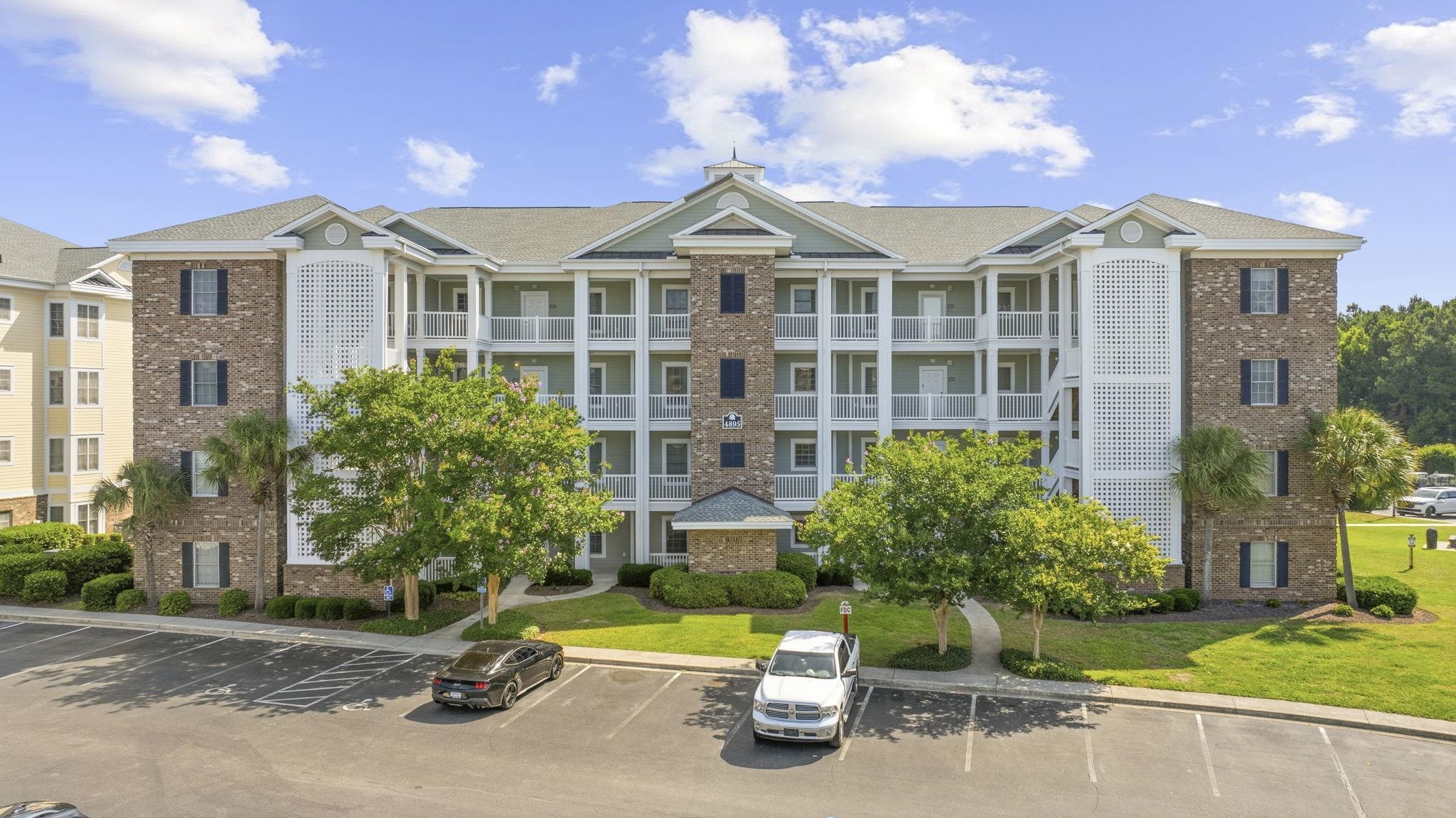 4895 Luster Leaf Circle Property Photo 1