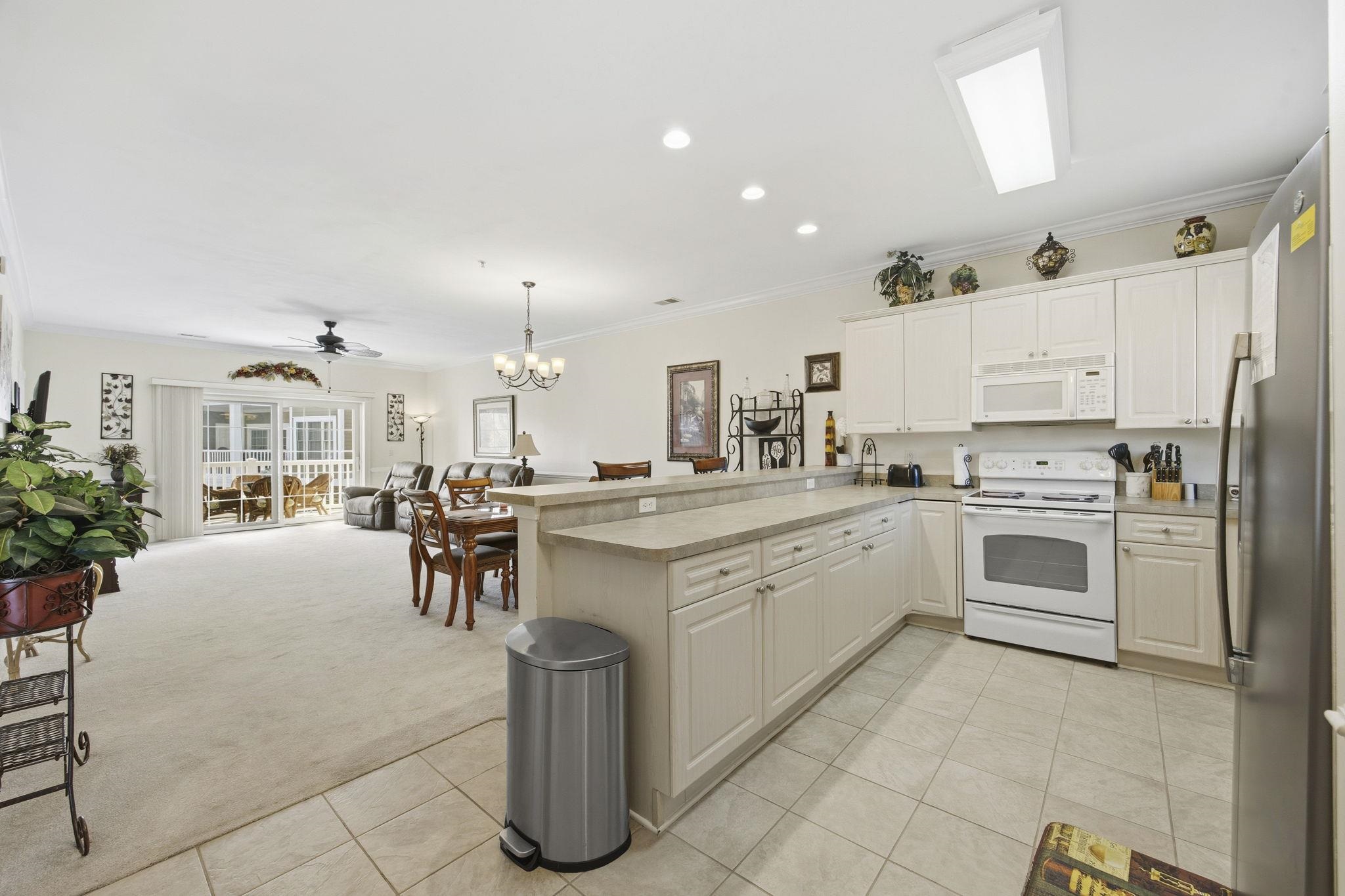 4895 Luster Leaf Circle Property Photo 12