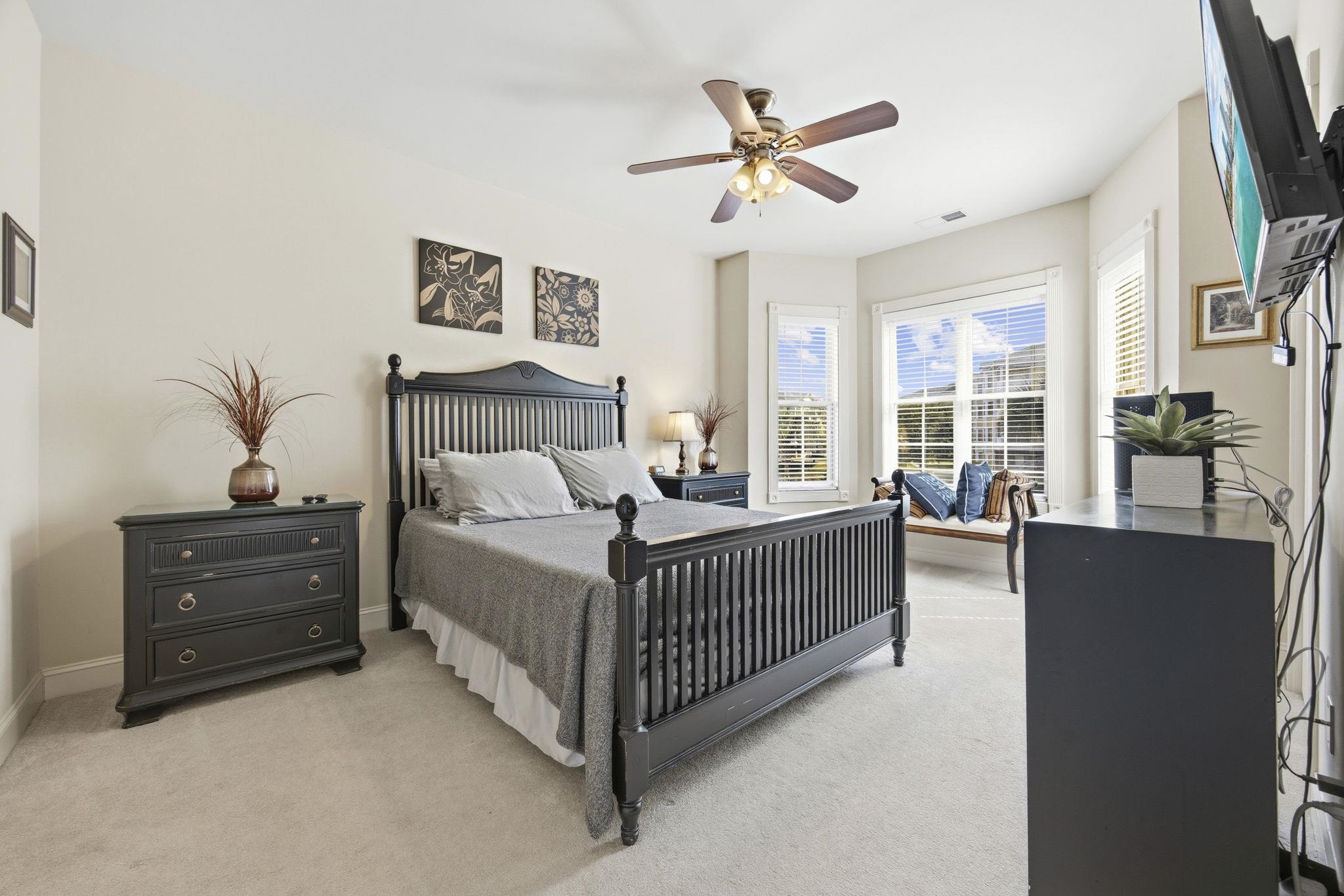 4895 Luster Leaf Circle Property Photo 20