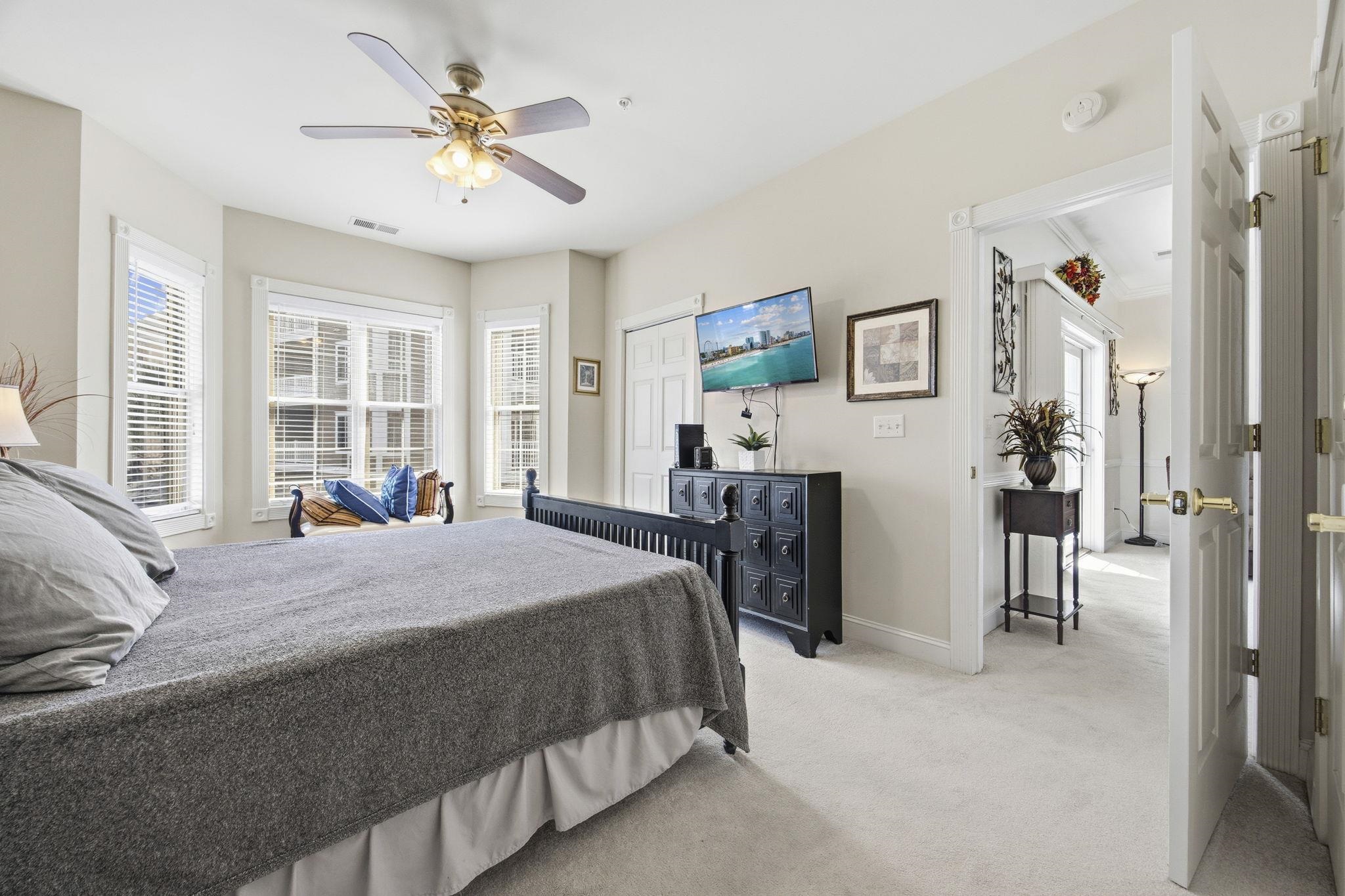 4895 Luster Leaf Circle Property Photo 22