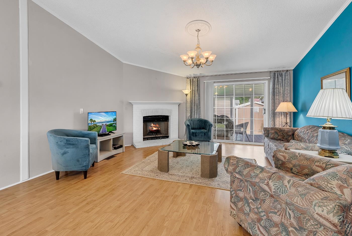 153 Queens Rd. Property Photo 3