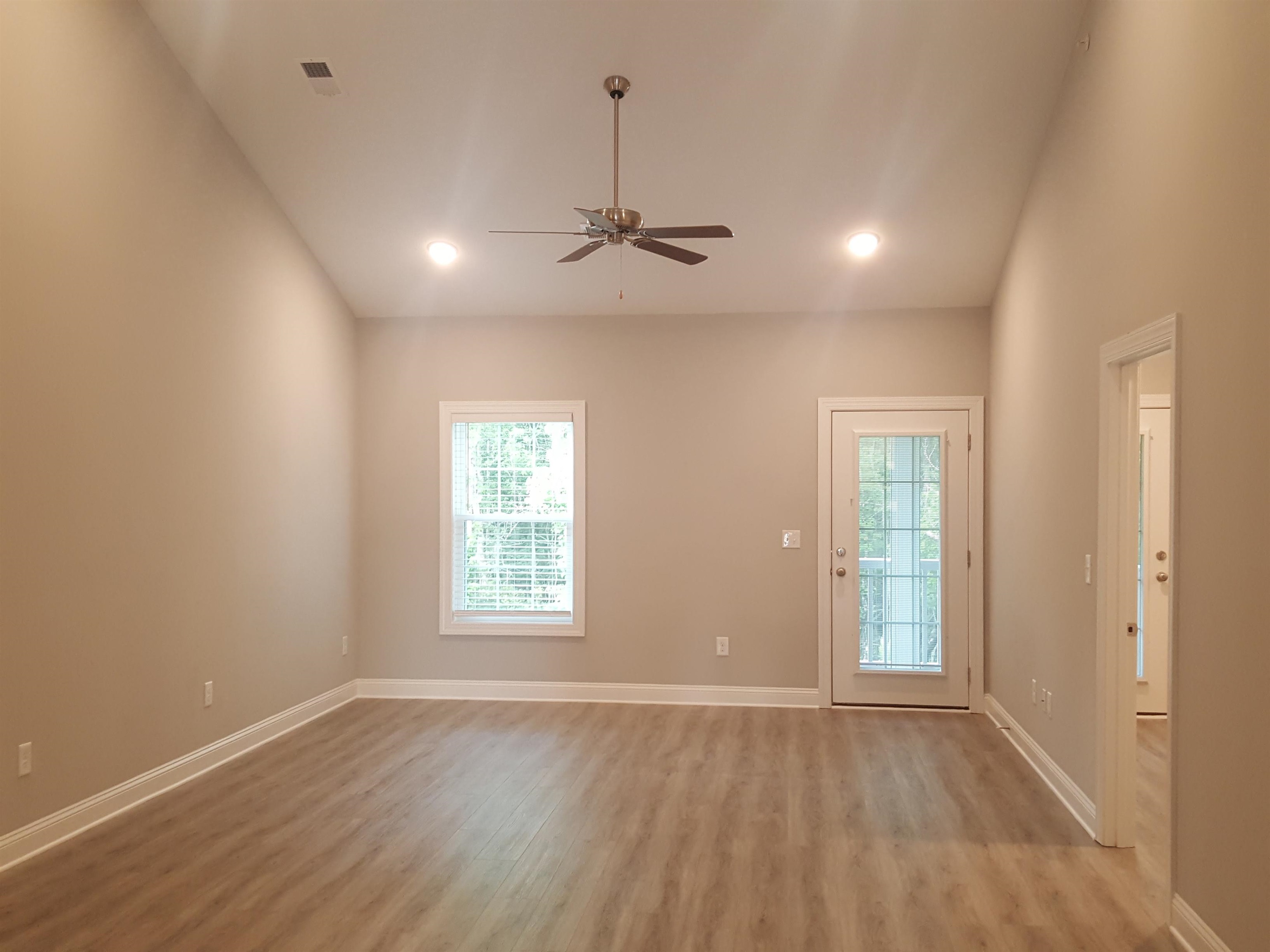 1144 Freeboard St. Property Photo 37
