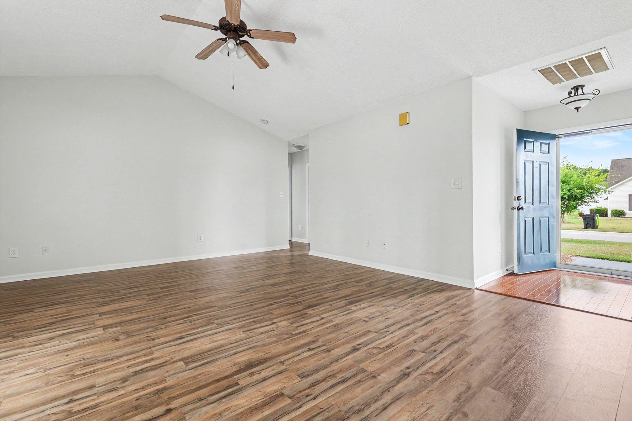306 Andorra St. Property Photo 5