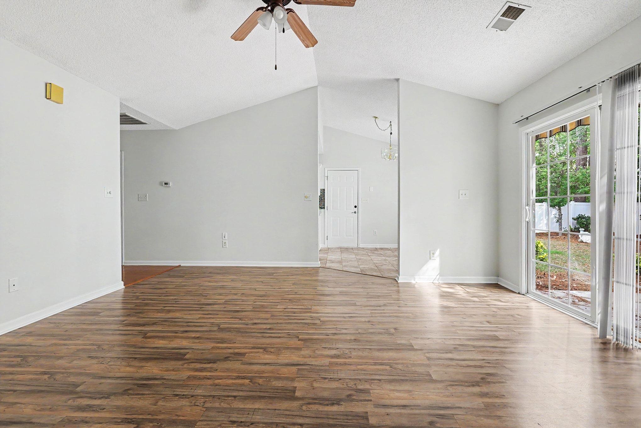 306 Andorra St. Property Photo 7