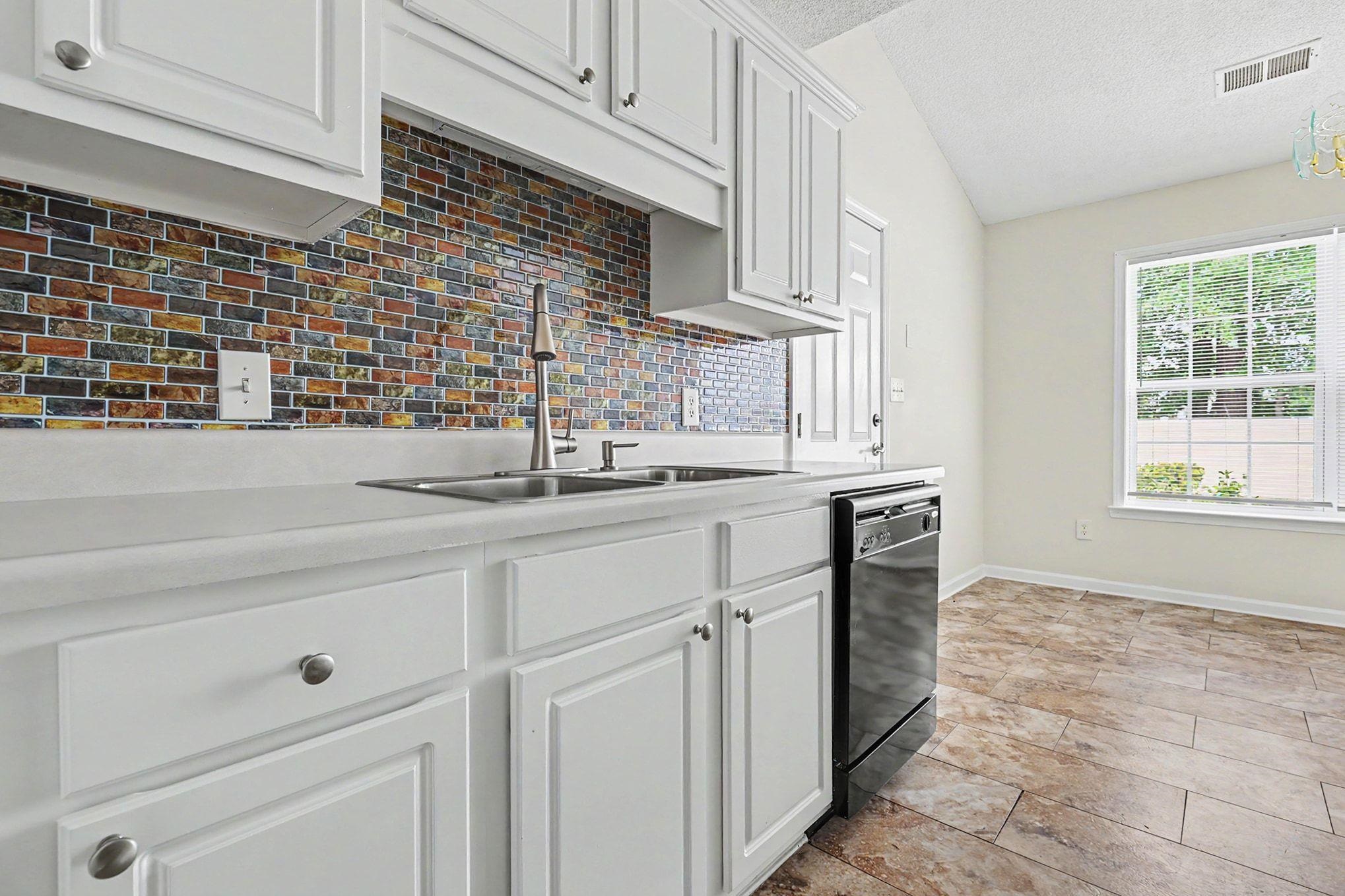 306 Andorra St. Property Photo 10