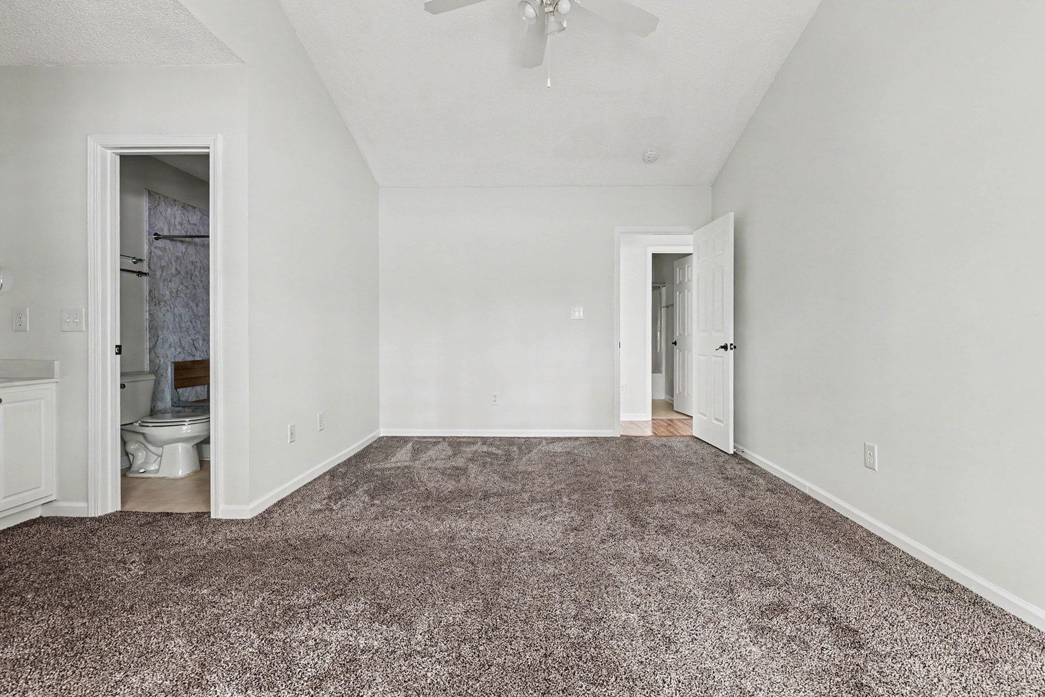 306 Andorra St. Property Photo 15