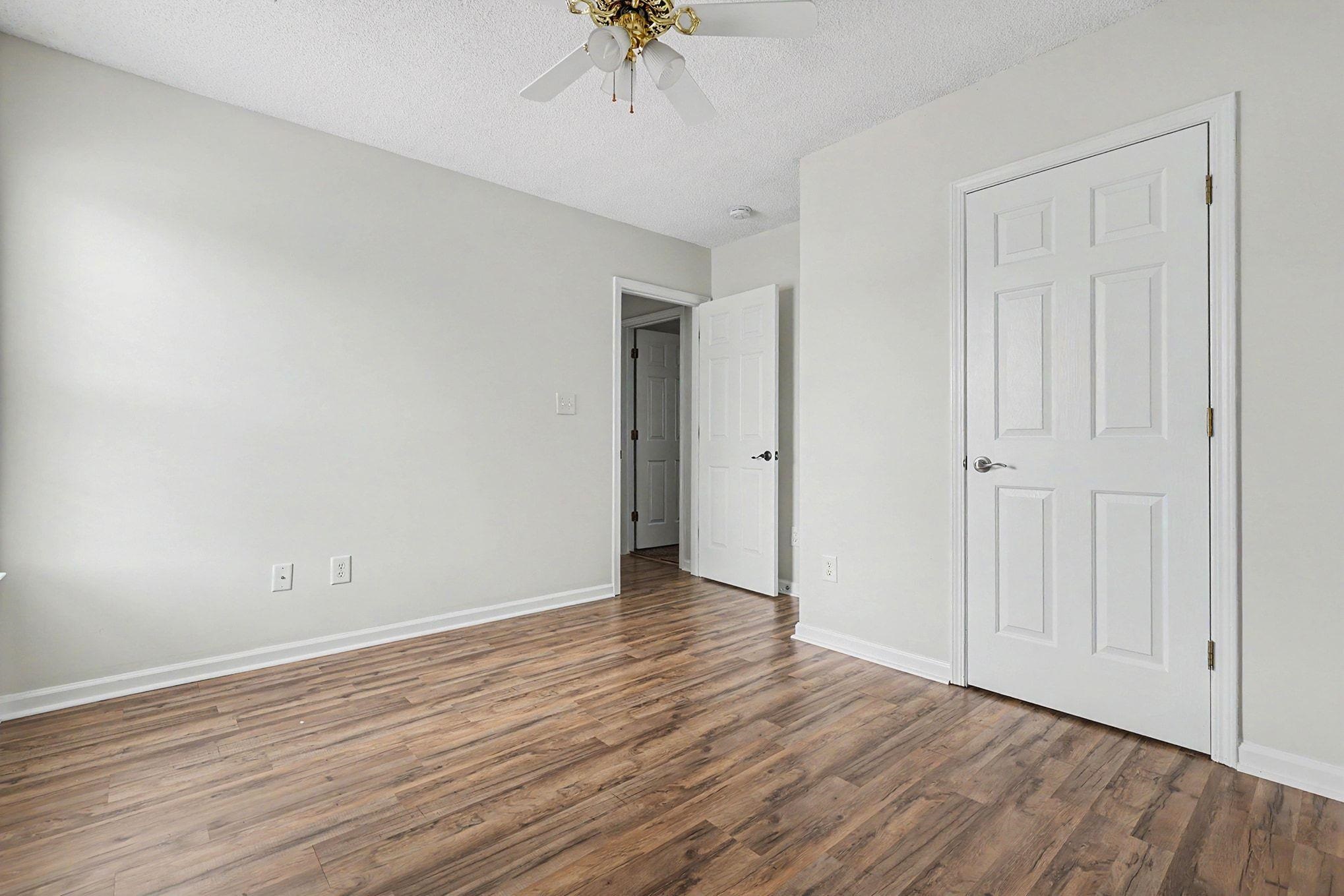 306 Andorra St. Property Photo 18