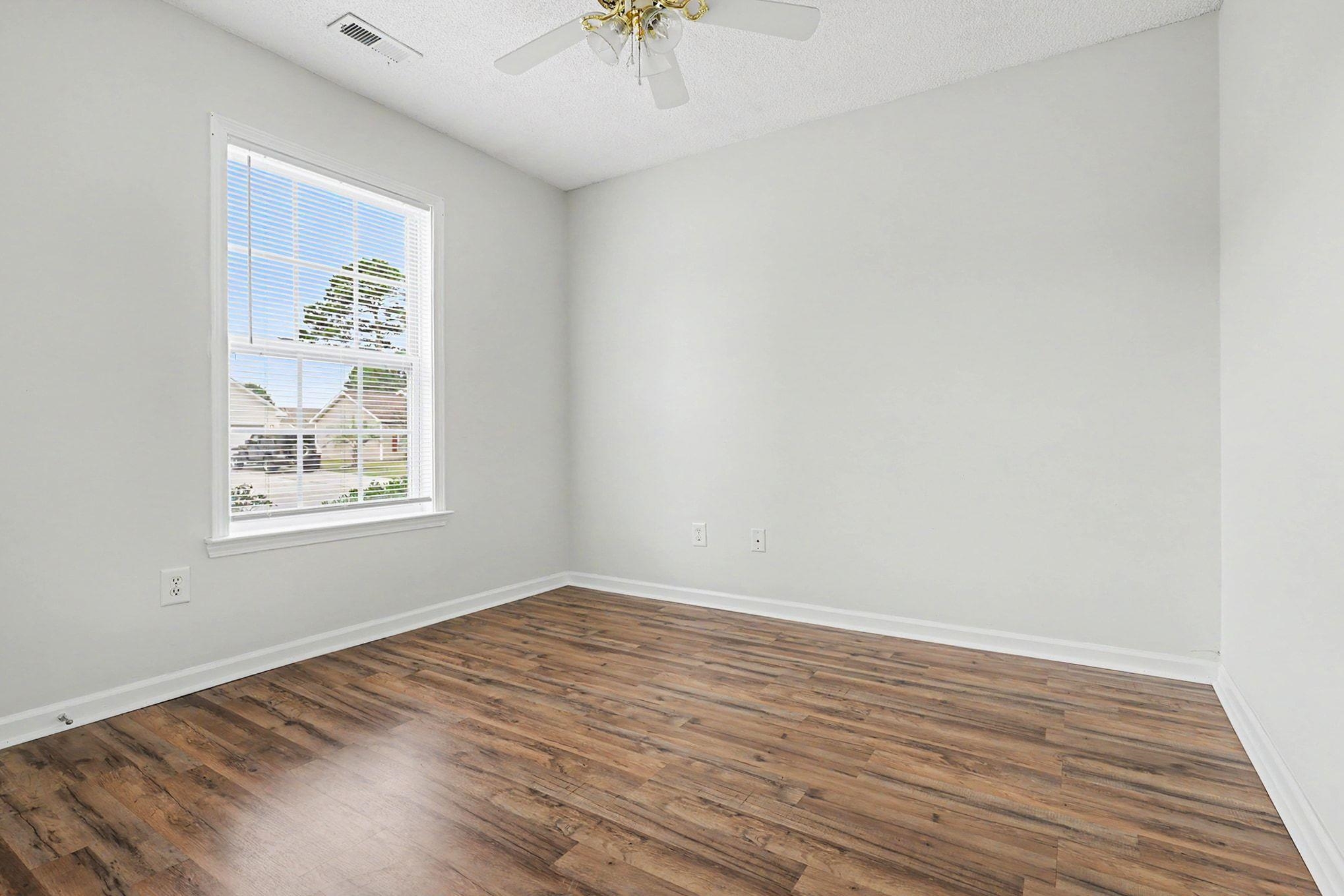 306 Andorra St. Property Photo 20