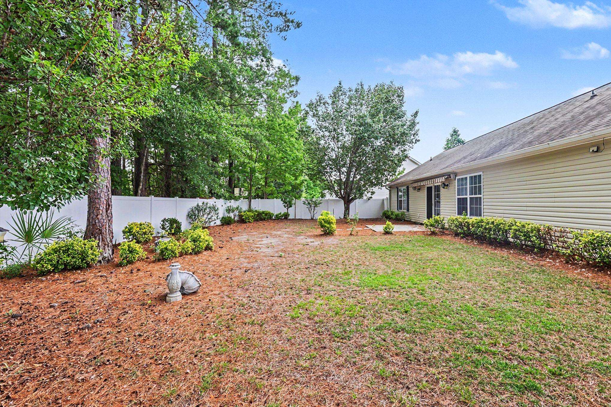 306 Andorra St. Property Photo 32