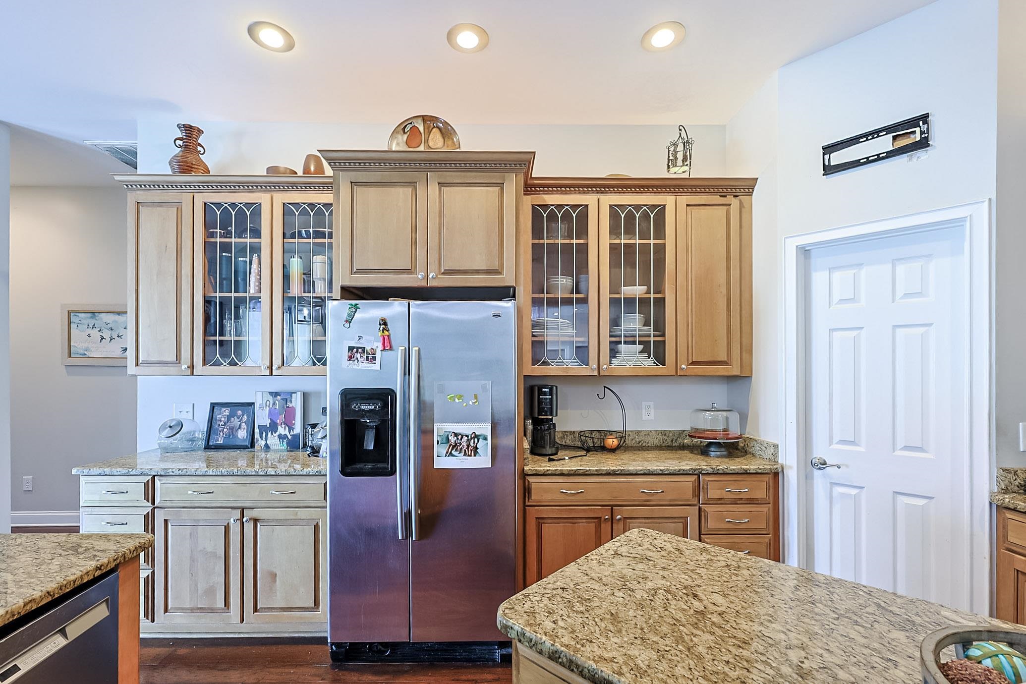 2090 Deerfield Ave. Property Photo 9