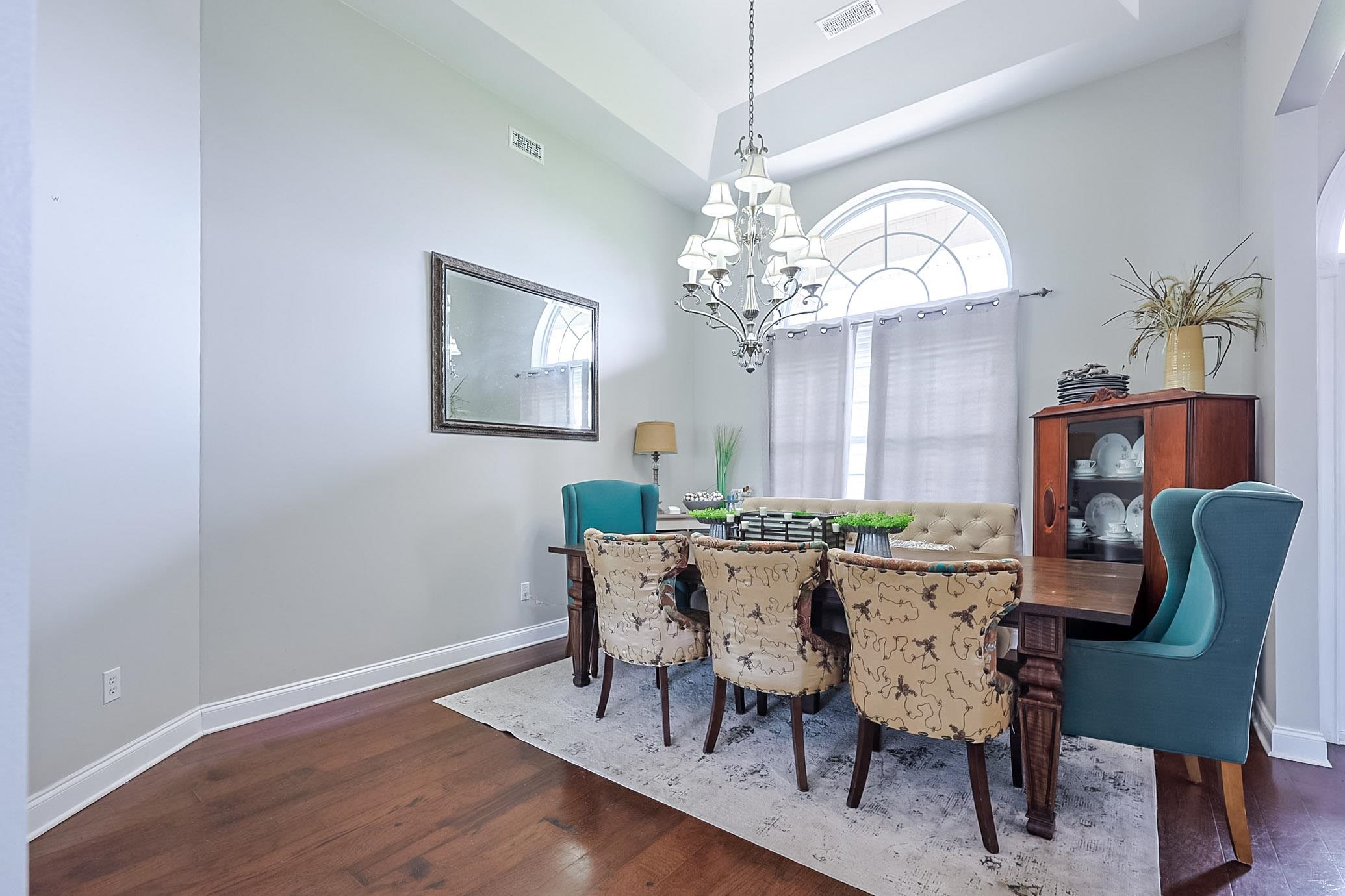 2090 Deerfield Ave. Property Photo 14