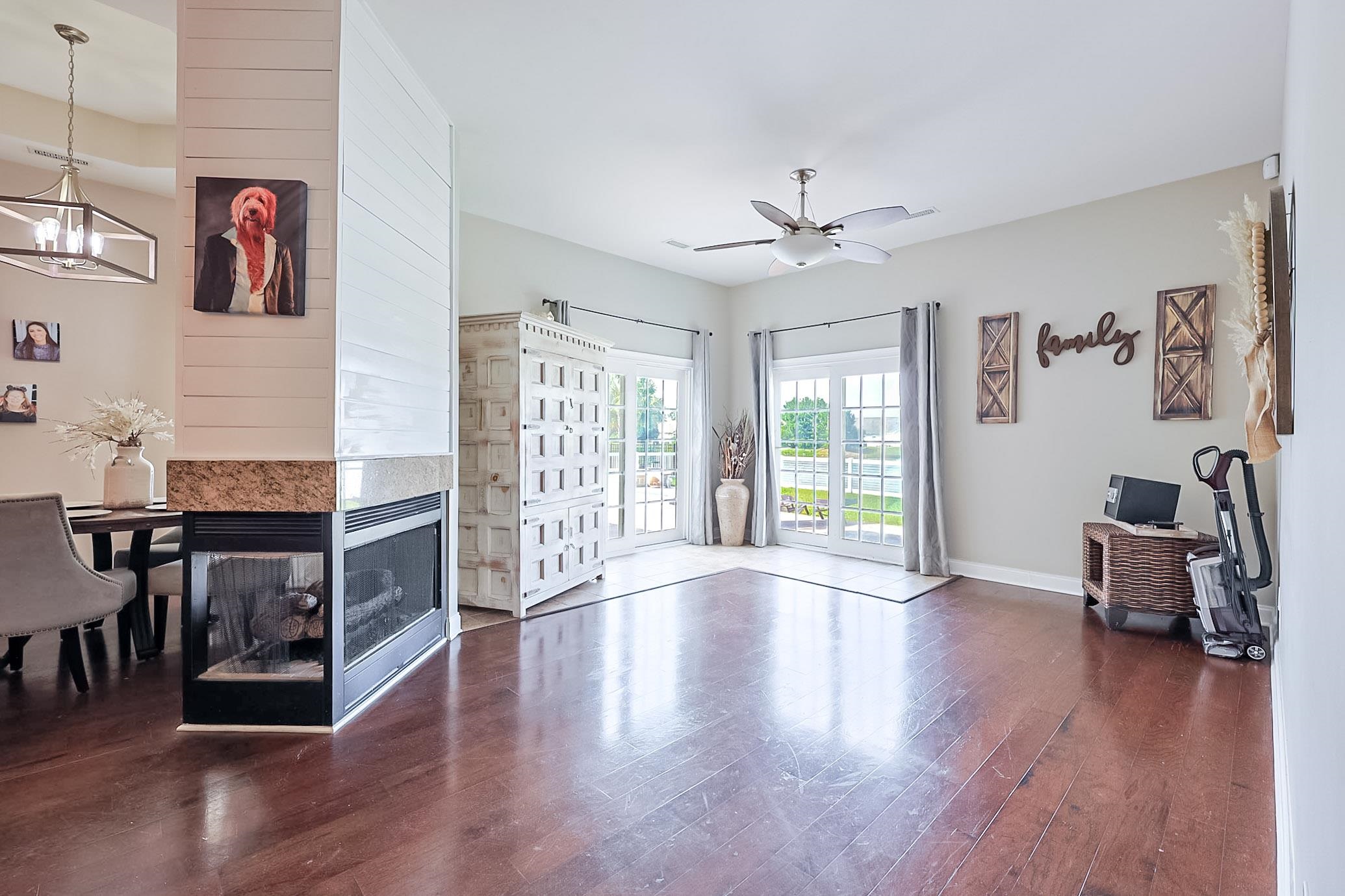 2090 Deerfield Ave. Property Photo 22