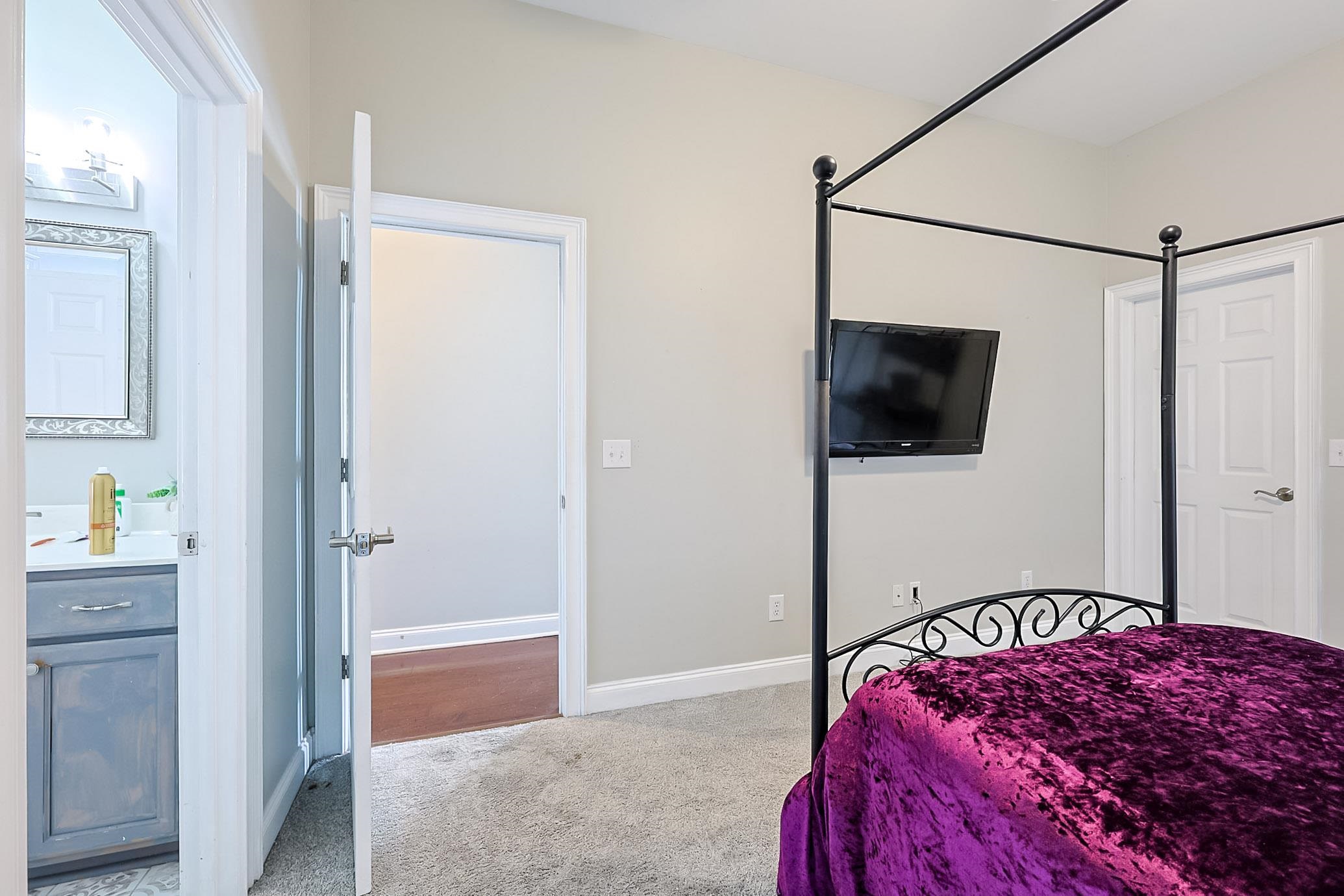 2090 Deerfield Ave. Property Photo 31