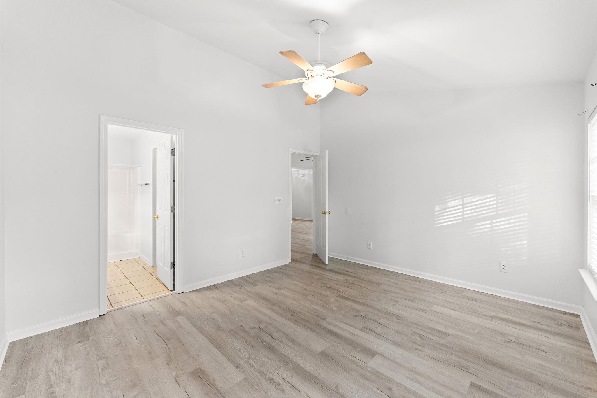 1117 Stoney Falls Blvd. Property Photo 15