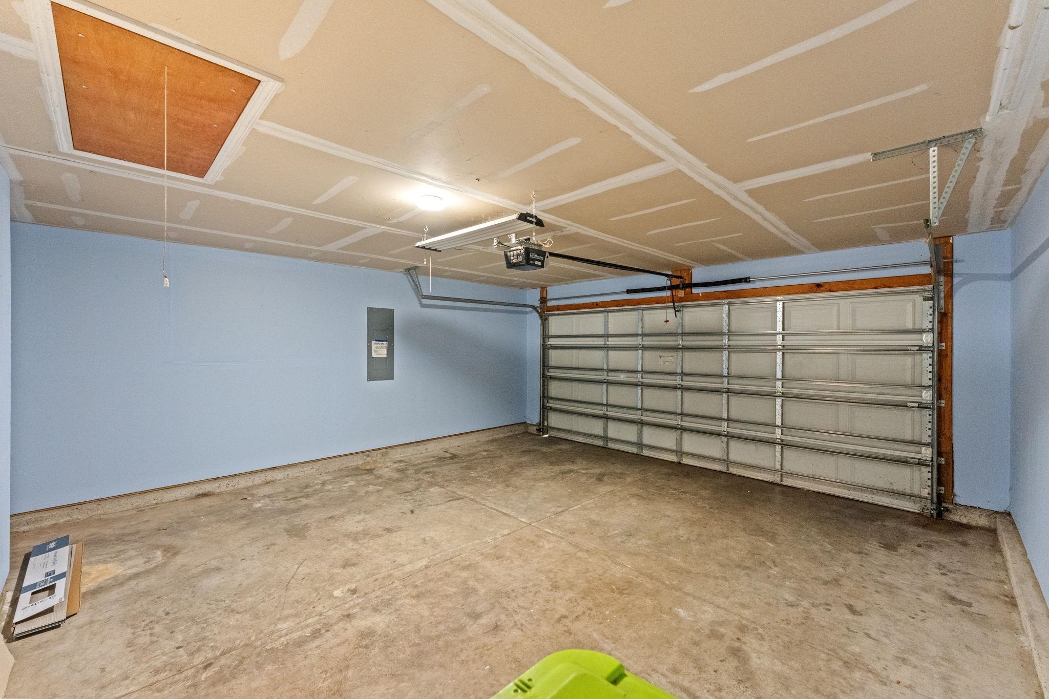 1117 Stoney Falls Blvd. Property Photo 29