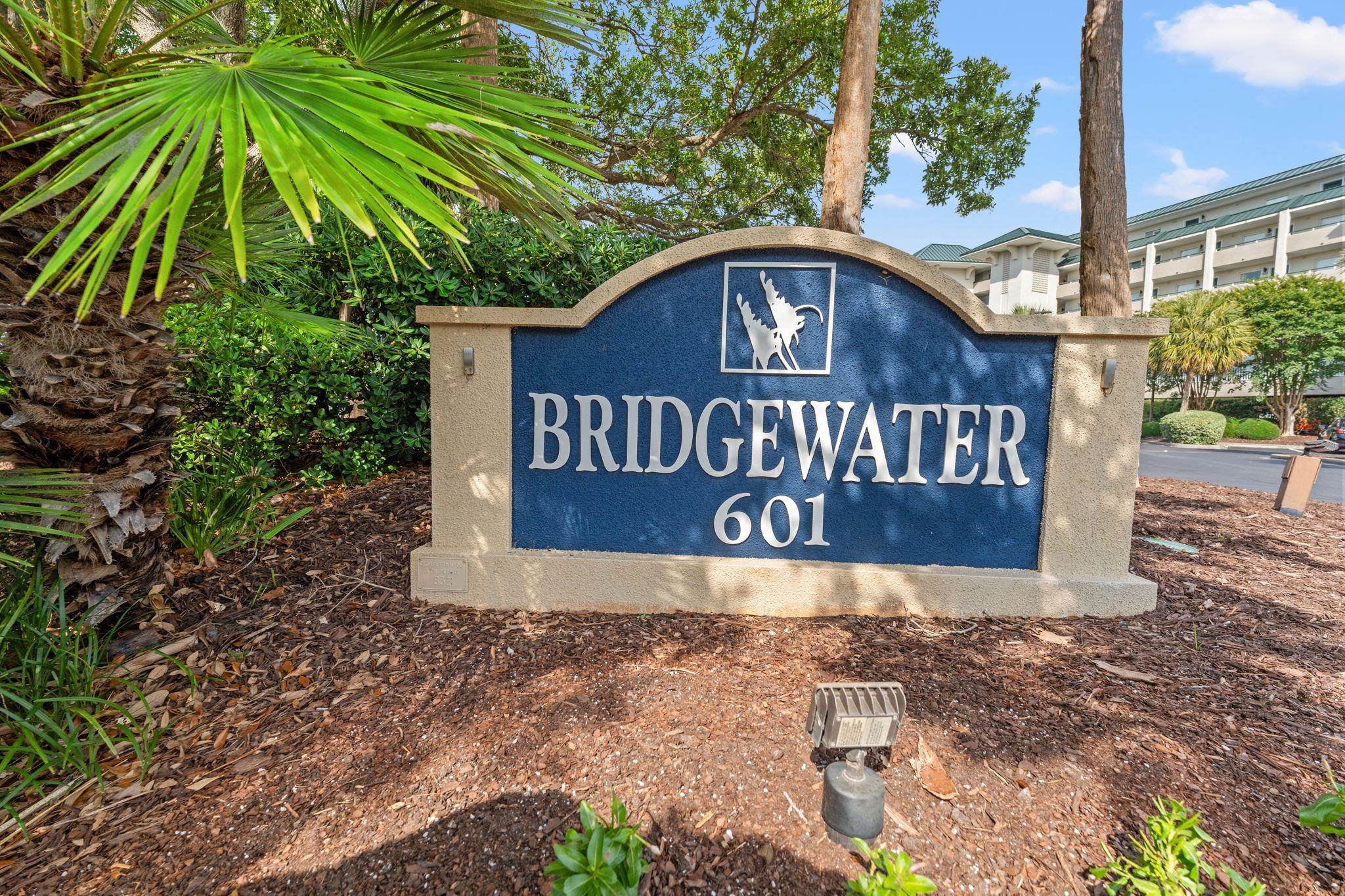 601 Retreat Beach Circle Property Photo 2
