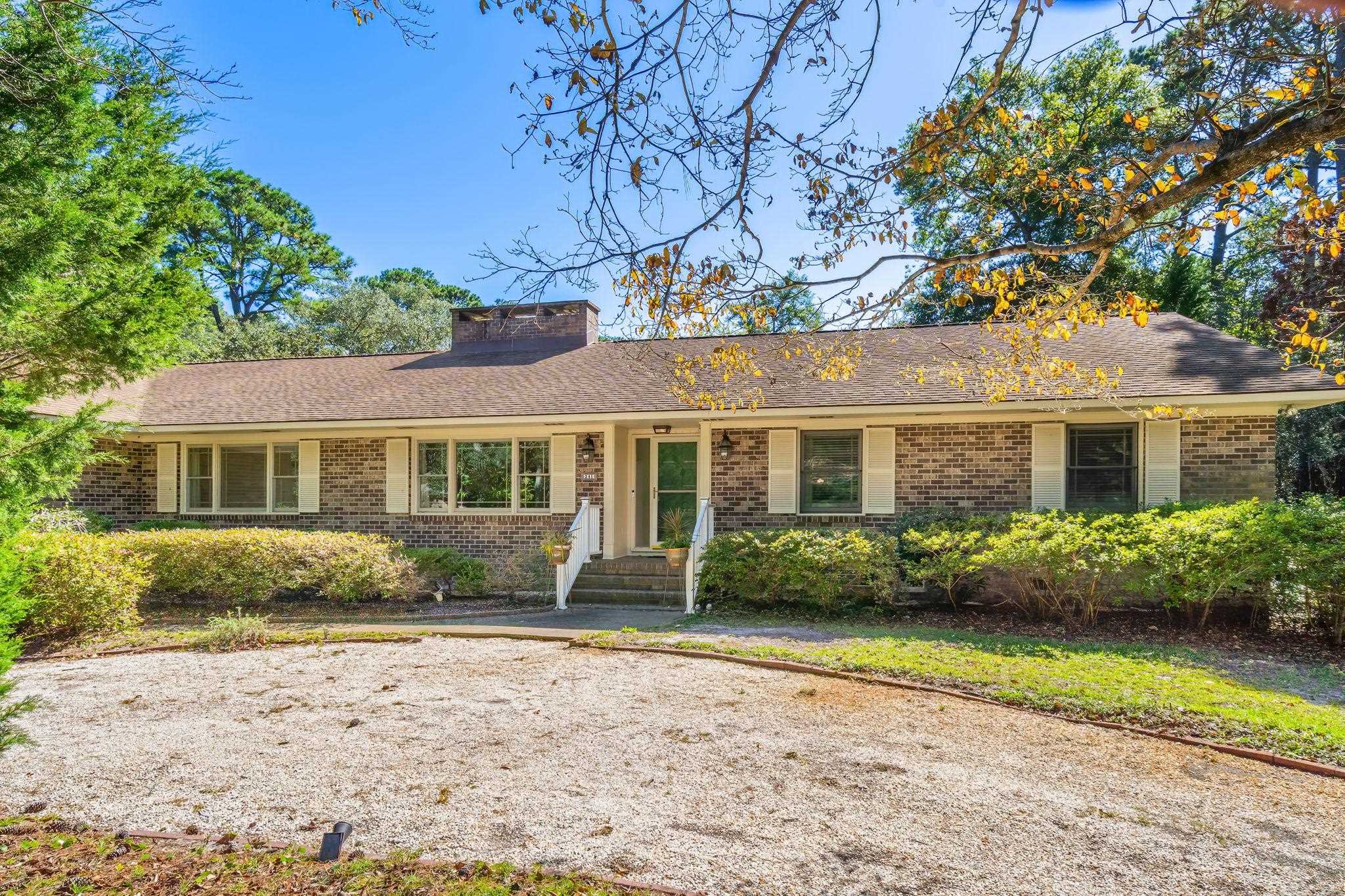 241 Center Dr. Property Photo 46