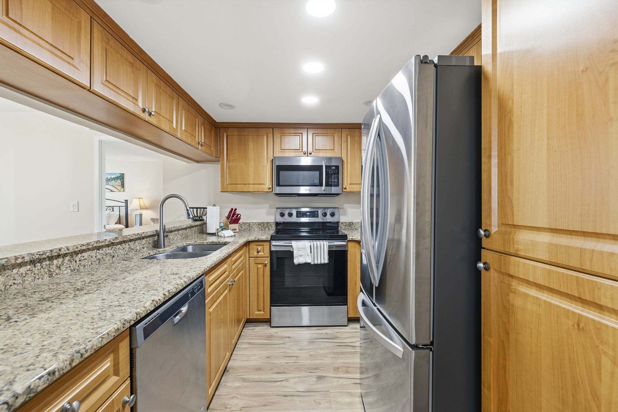 9820 Queensway Blvd. Property Photo 7