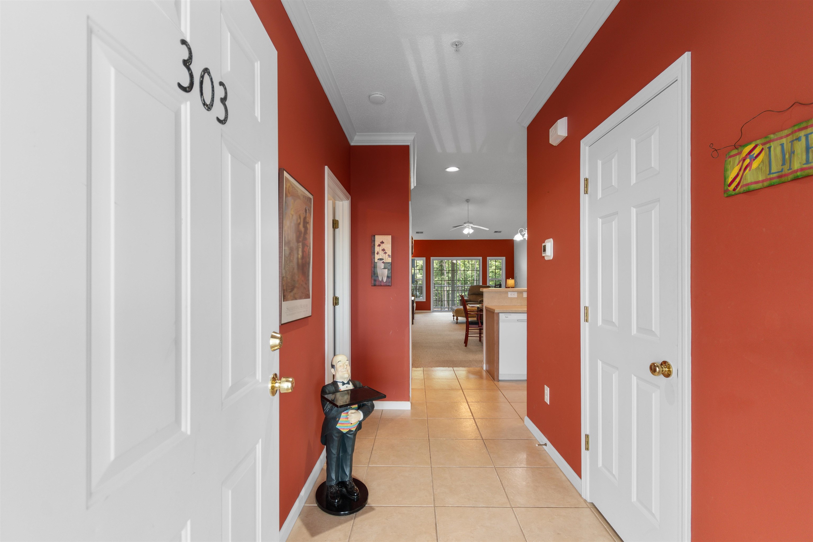 5846 Longwood Dr. Property Photo 3