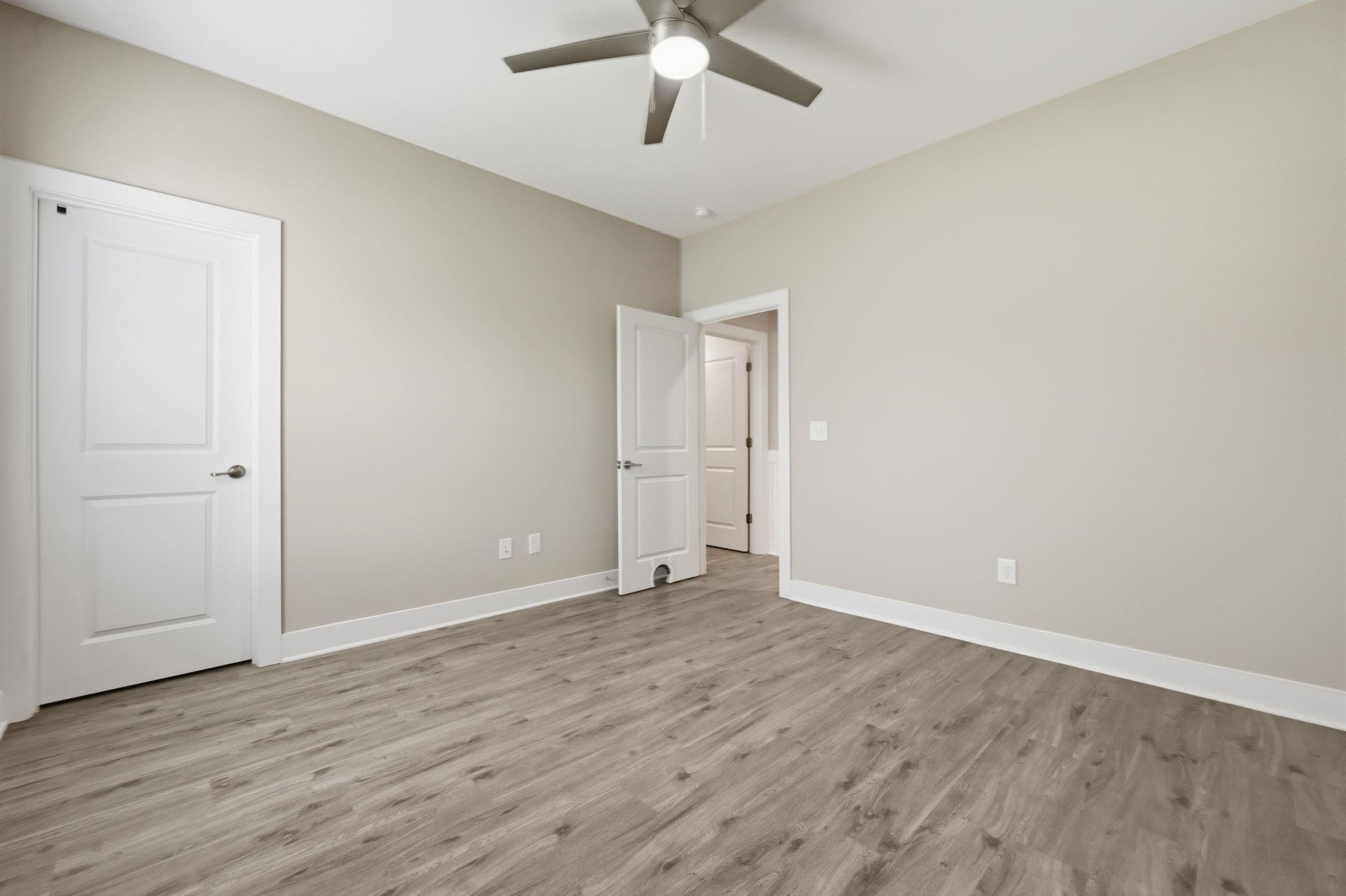 643 Belmont Dr. Property Photo 36