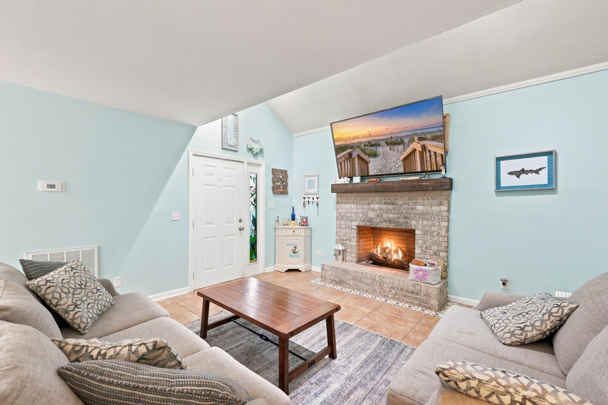 1705 Edge Dr. Property Photo 6