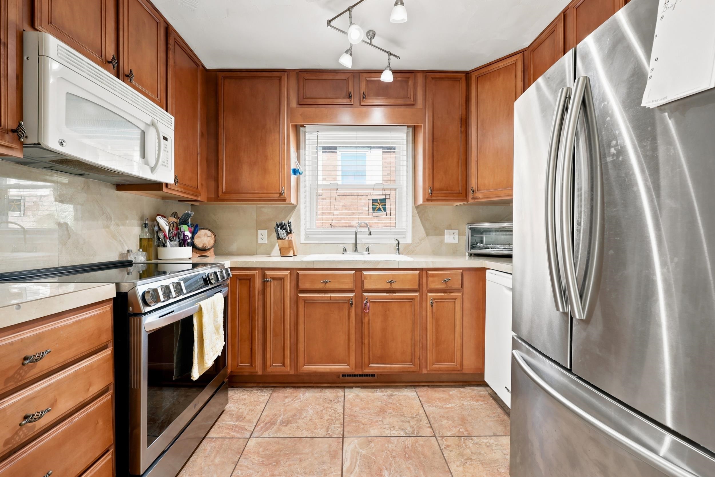 1705 Edge Dr. Property Photo 12