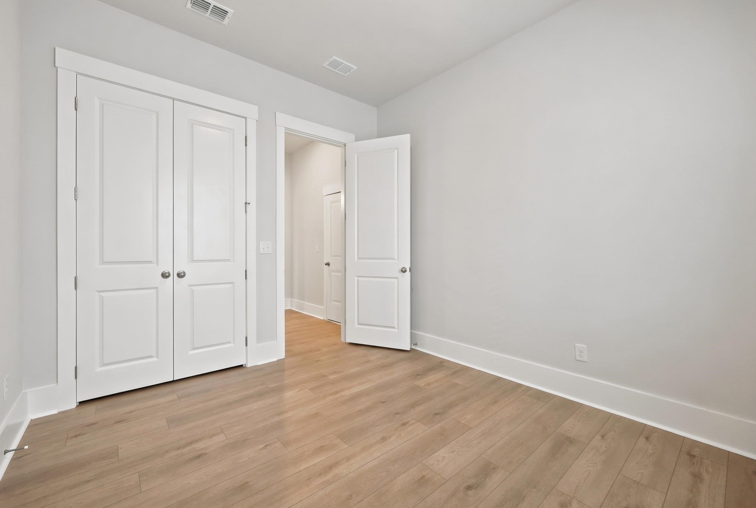 992 Triton Ave. Property Photo 15
