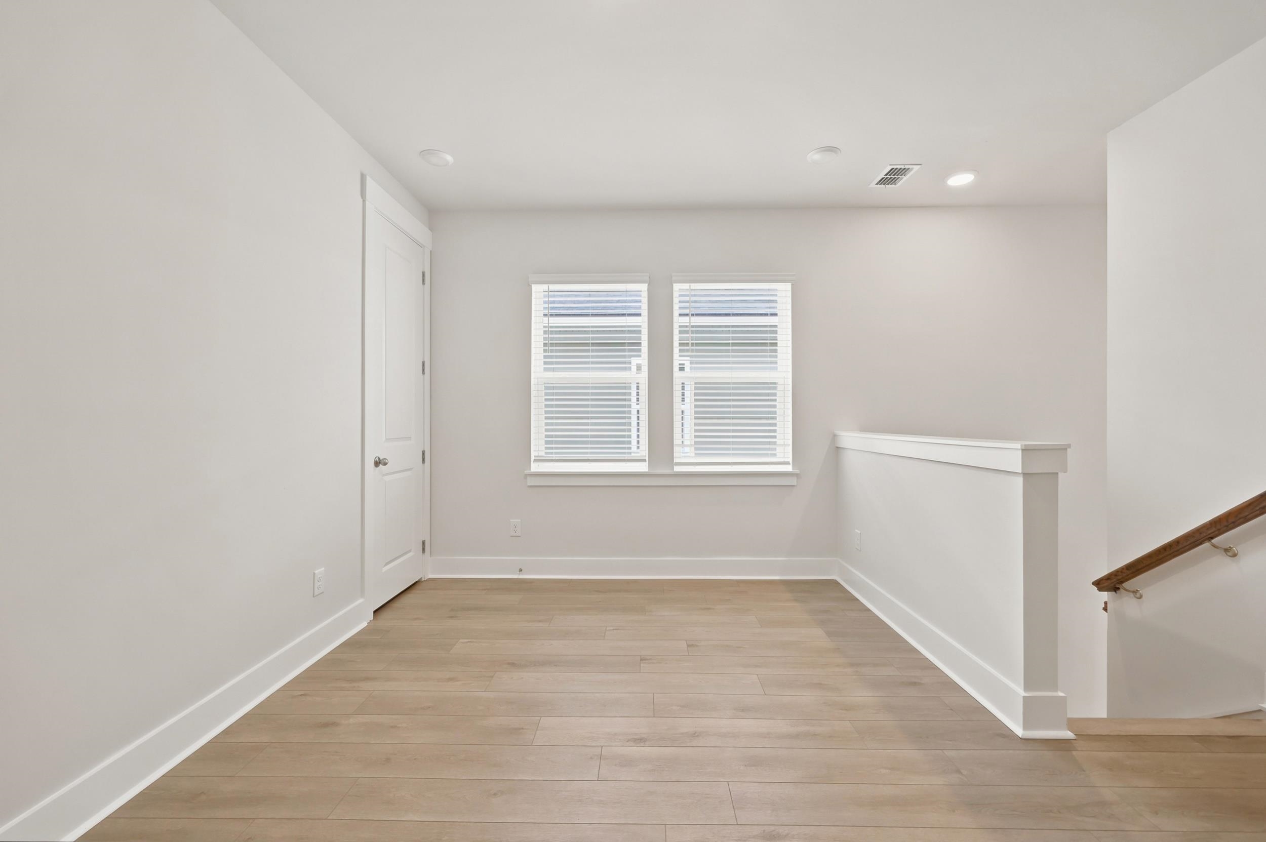 992 Triton Ave. Property Photo 26