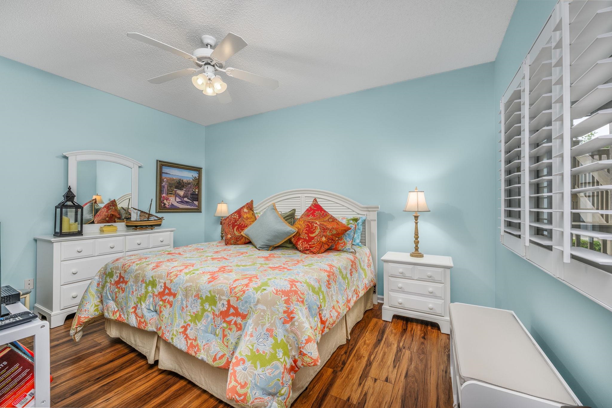 1551 Spinnaker Dr. Property Photo 5
