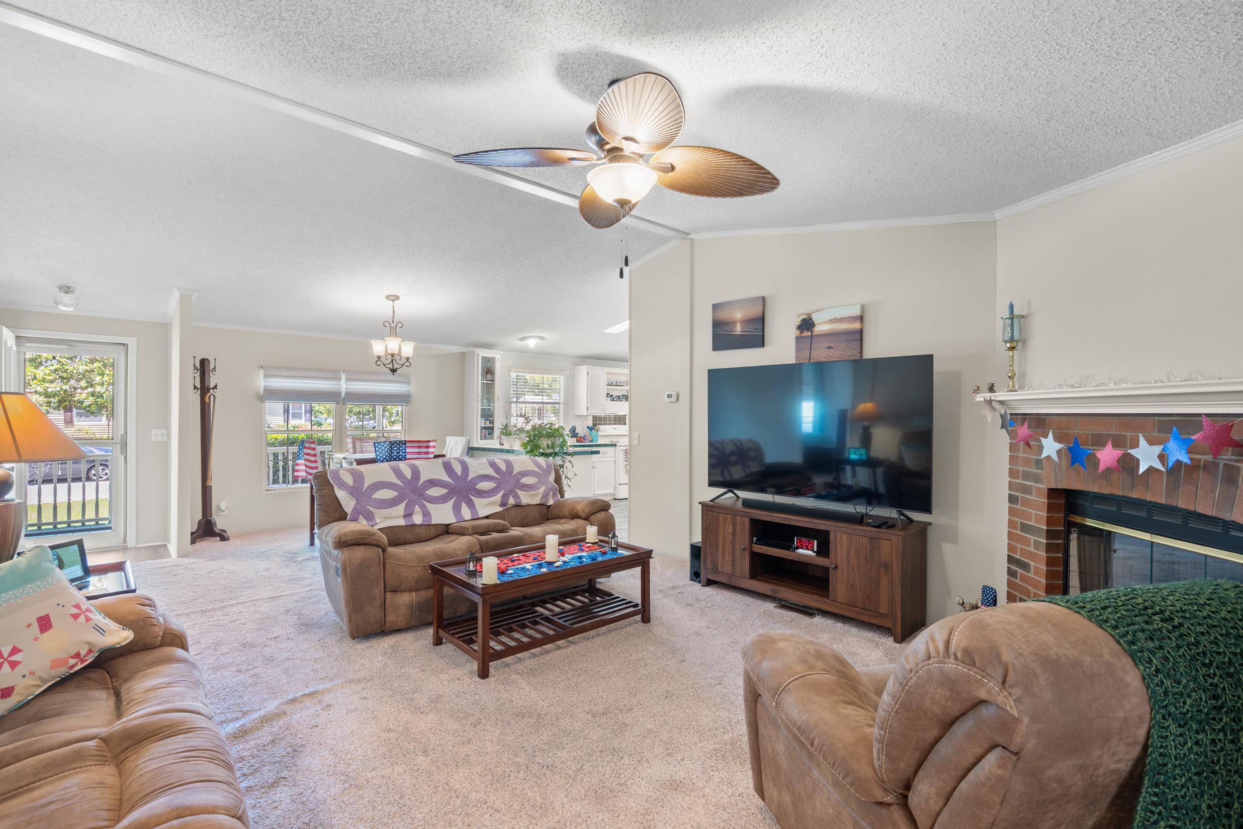 527 Grapevine St. Property Photo 5