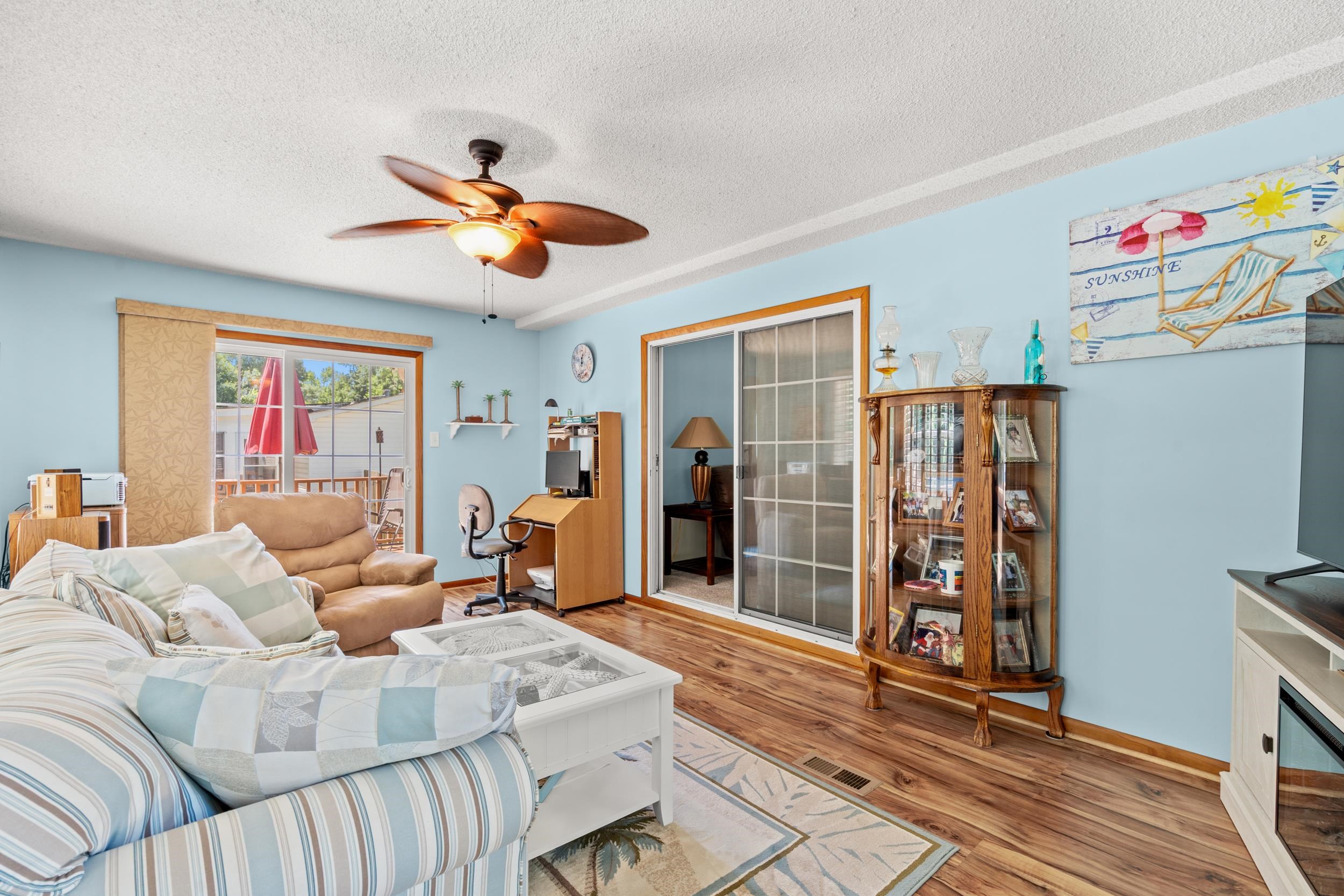527 Grapevine St. Property Photo 16