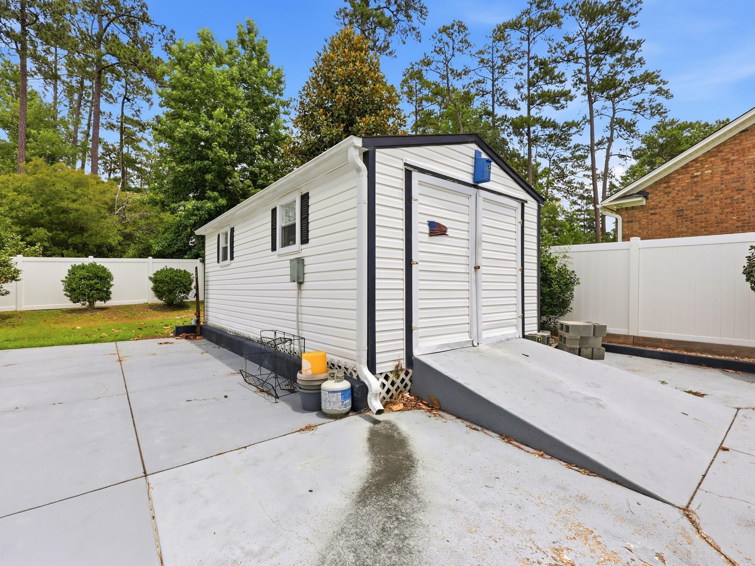 1504 Pickens St. Property Photo 37