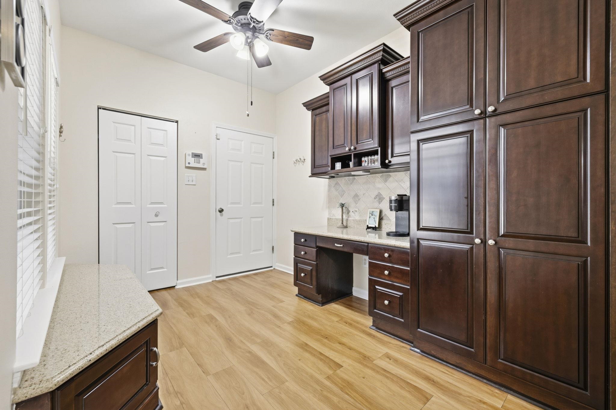 744 Pinehurst Ln. Property Photo 15