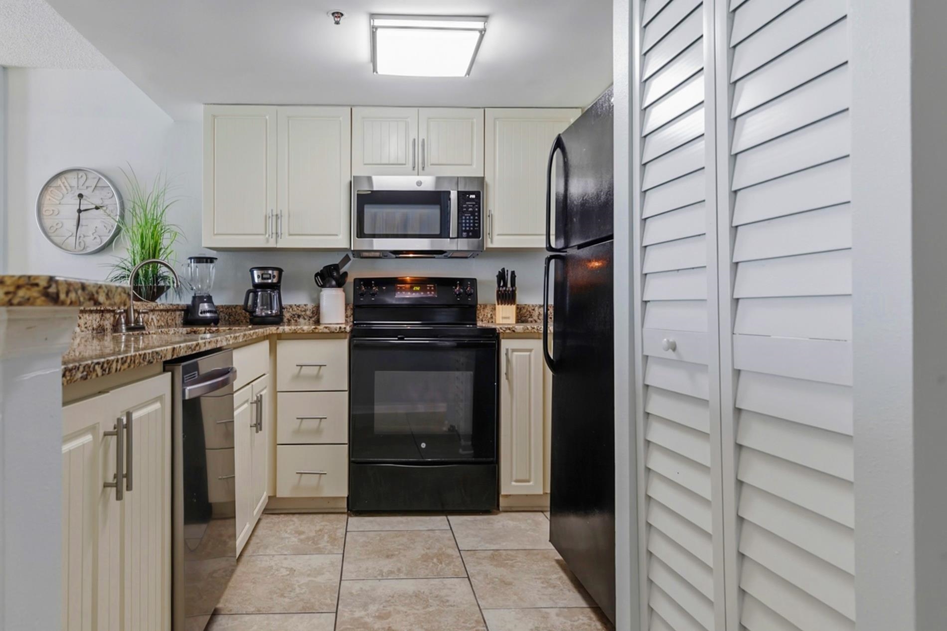 5308 N Ocean Blvd. Property Photo 17